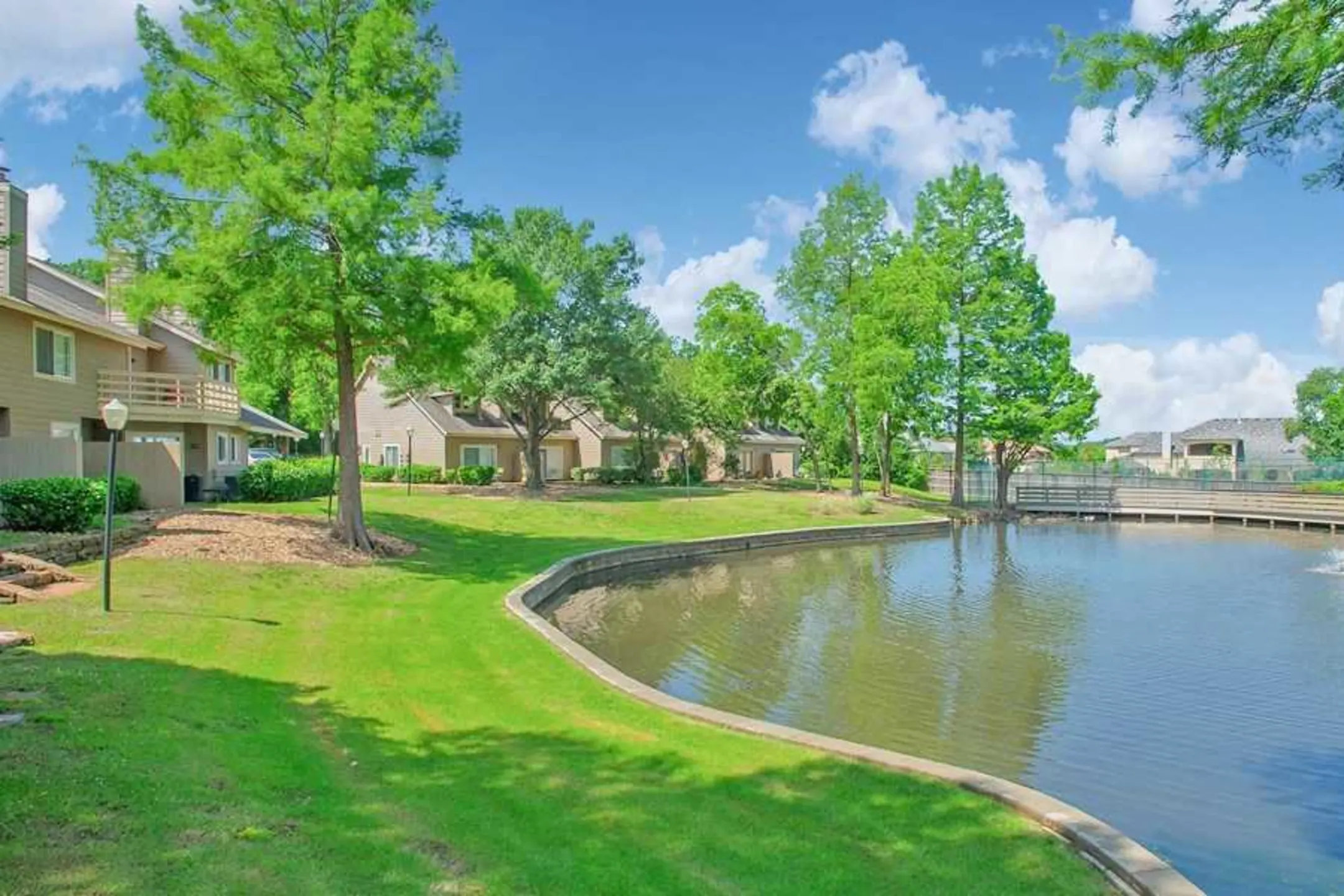 Lake - Sheridan Pond Apartments And Guest Suites - Tulsa, OK