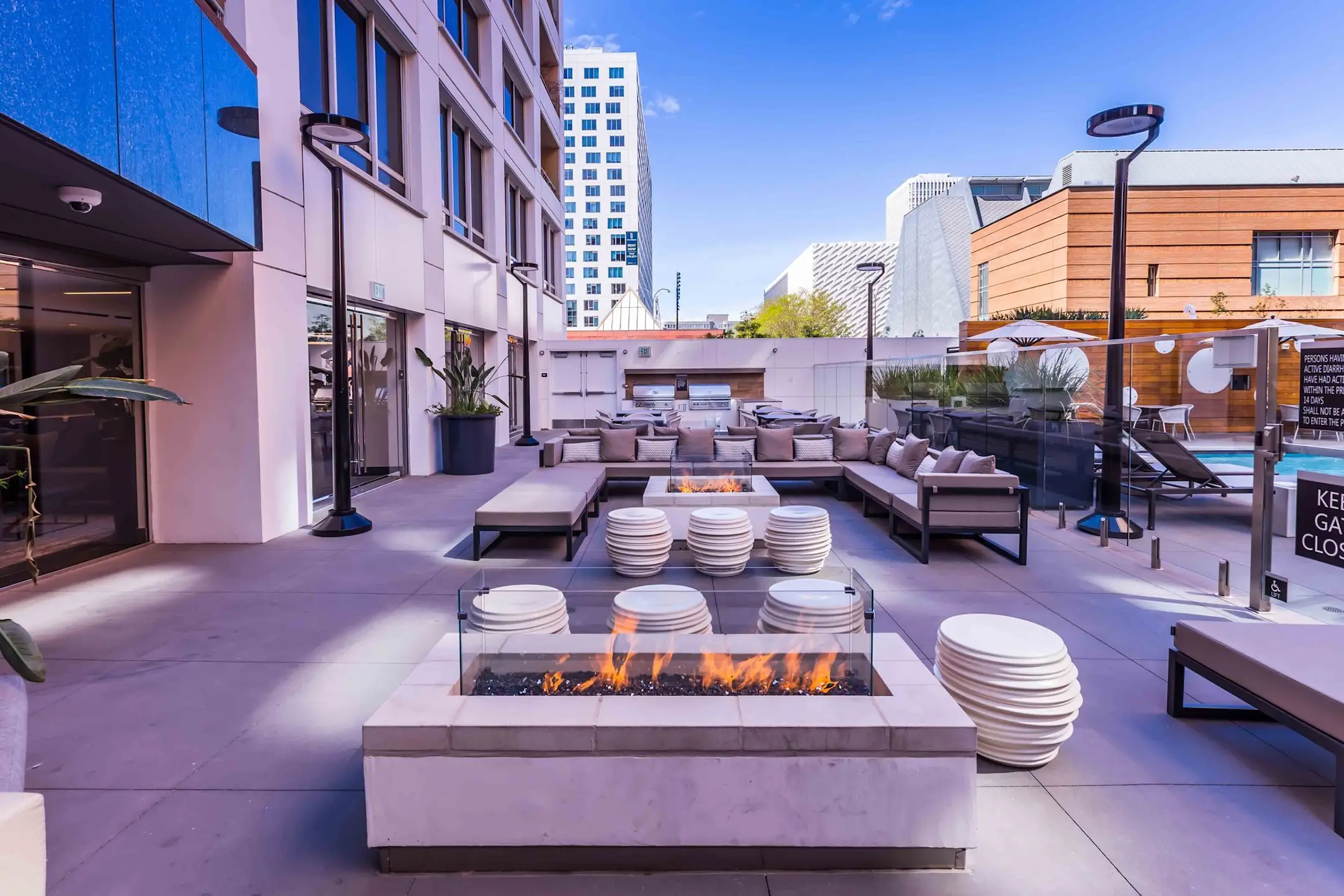Patio / Deck - Museum Tower - Los Angeles, CA