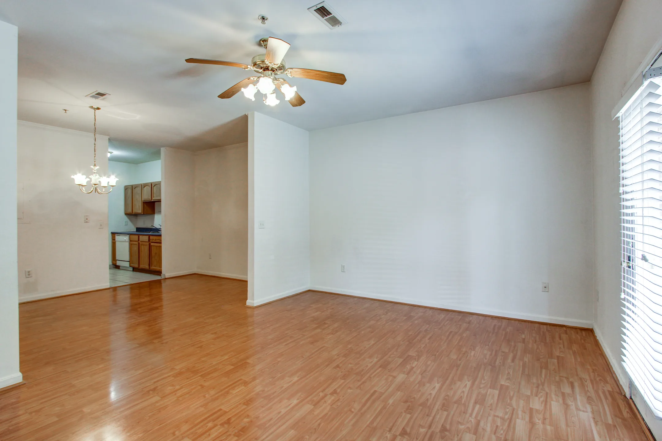 Springfield Farms 415A Baker Hill Ln Williamsport, MD Apartments