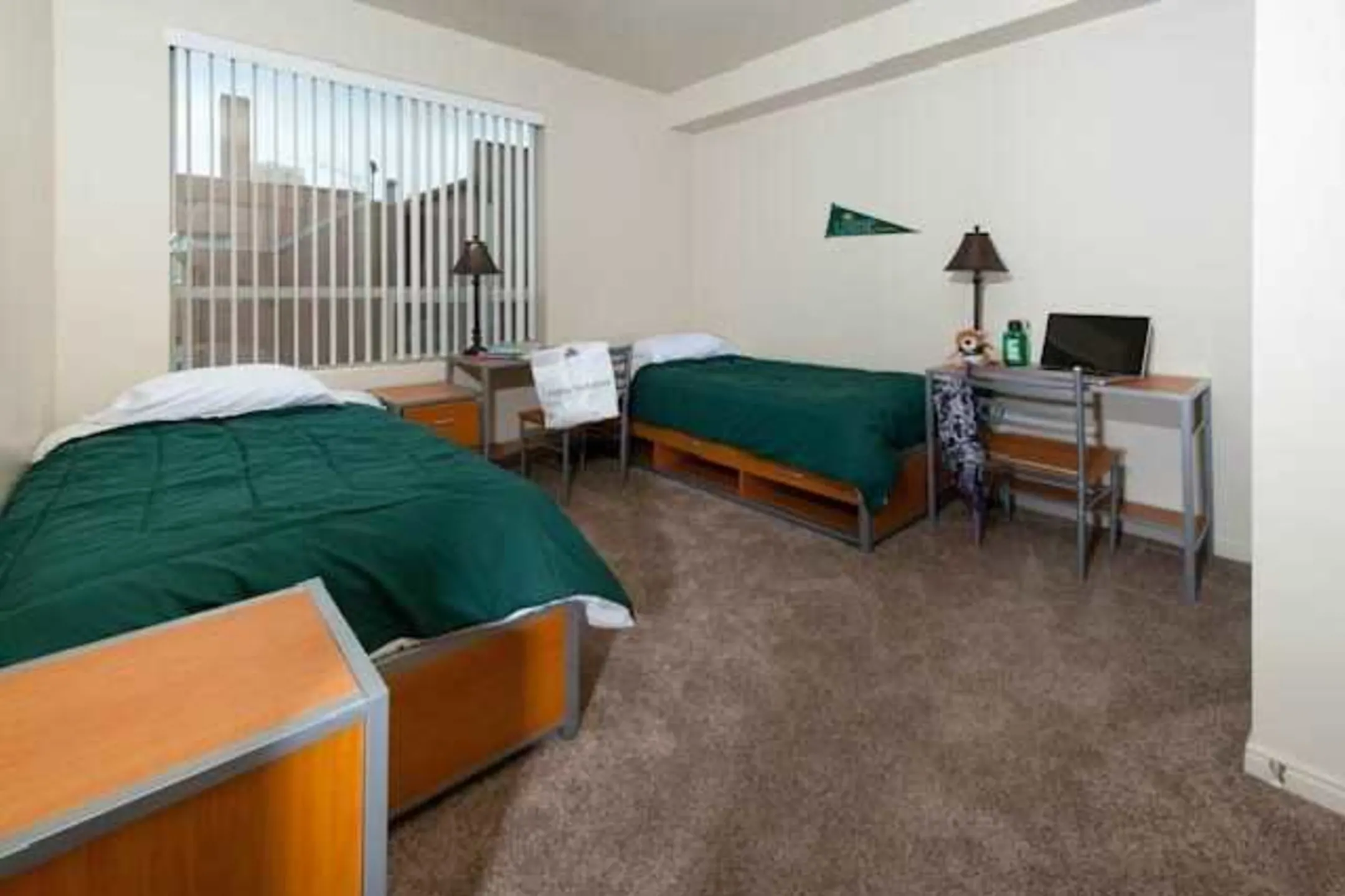 Bedroom - Seasons on City Creek - Salt Lake City, UT
