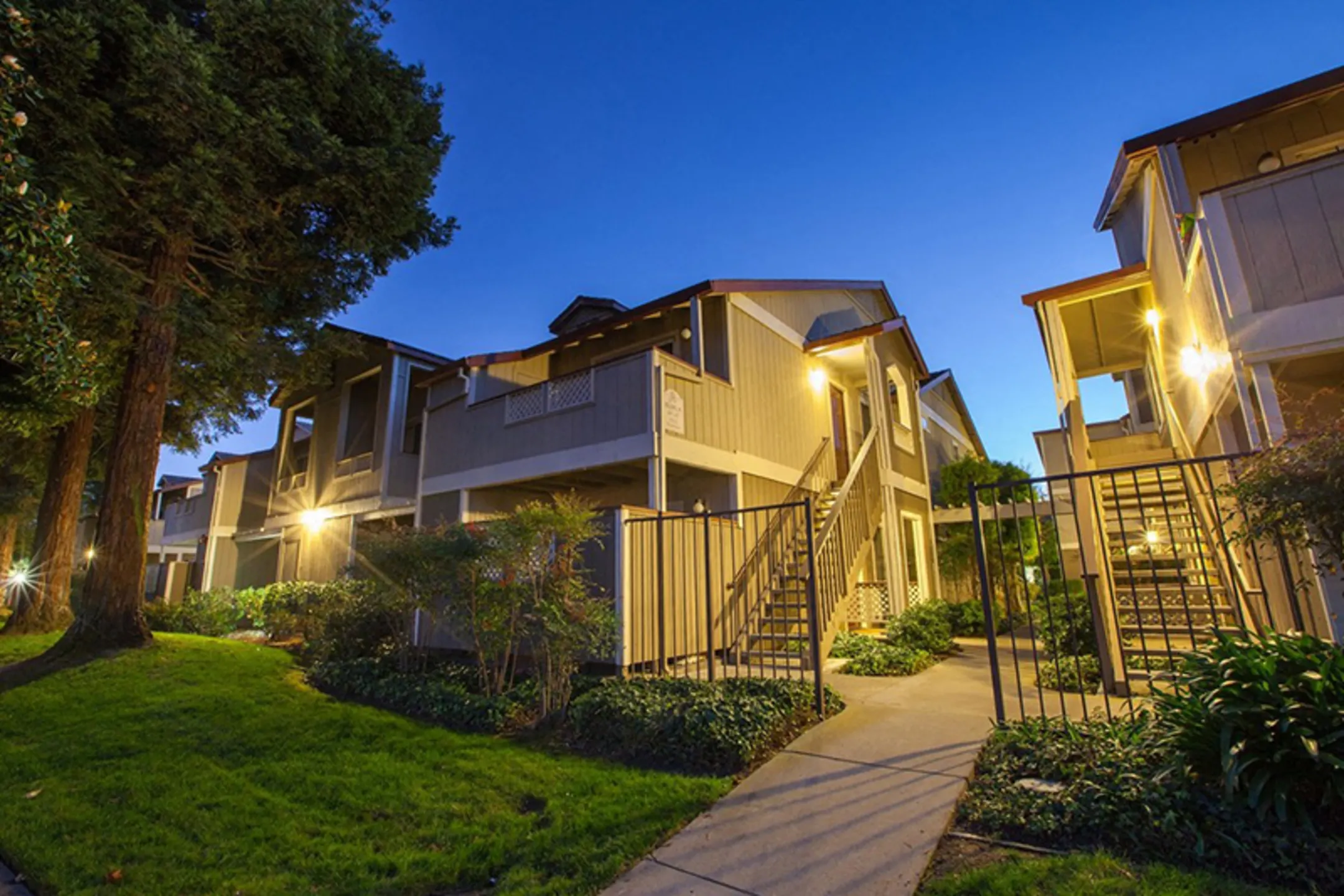 Alderwood Park Apartments 37057 Magnolia St Newark, CA Apartments