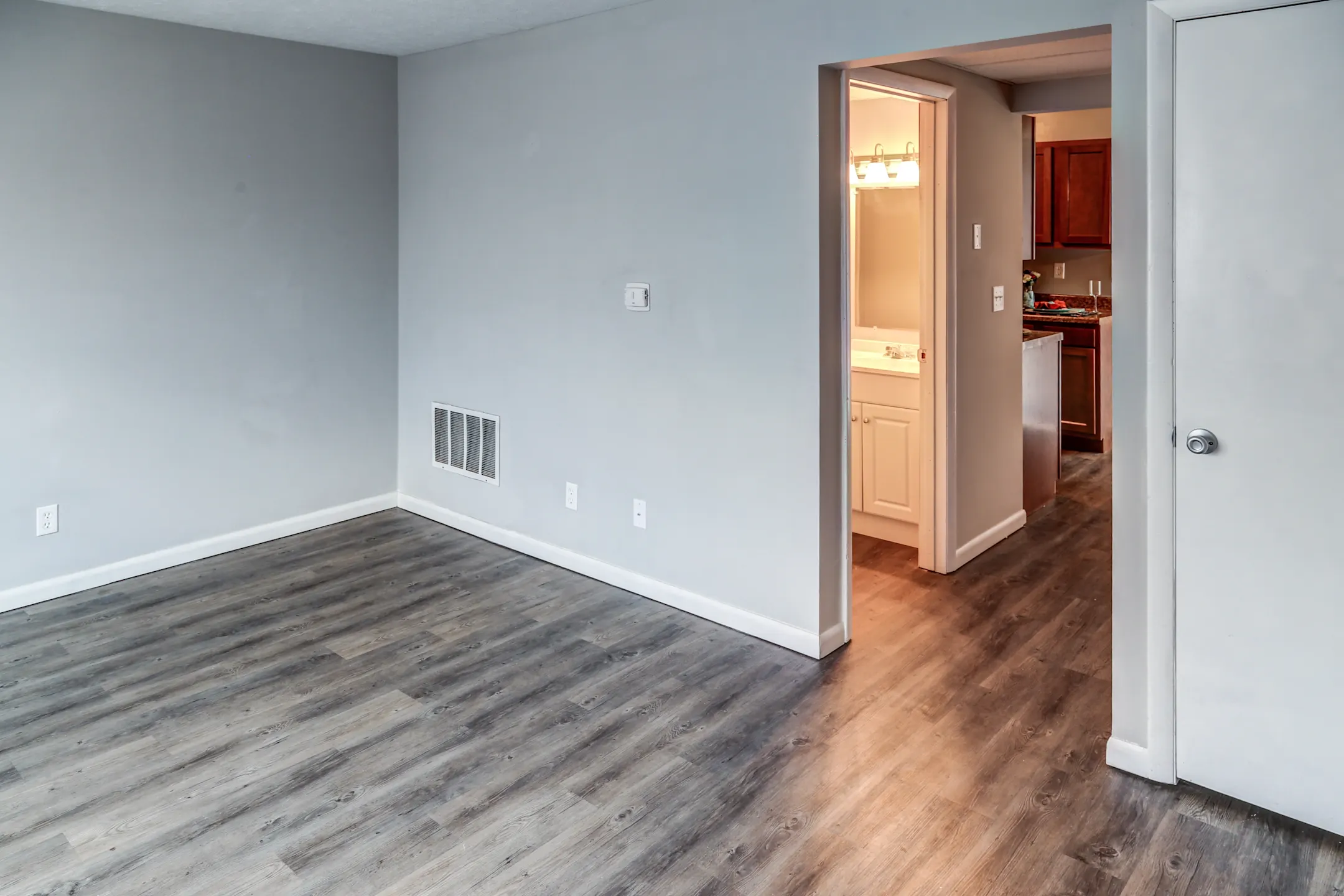 Dillsboro Townhomes Apartments Dillsboro, IN 47018