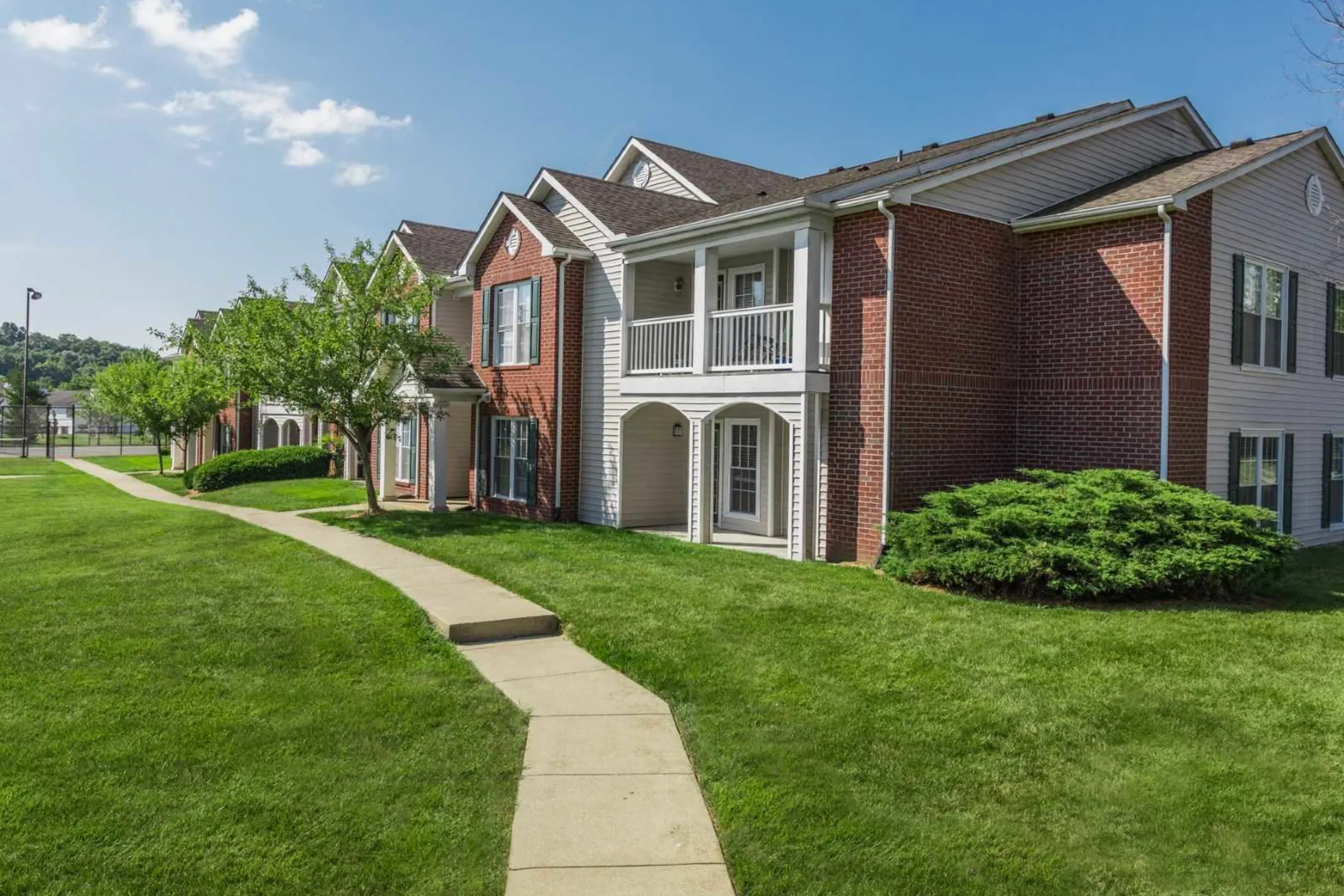 Steeplechase Apartments - 3400 S Sare Rd | Bloomington, IN Apartments ...