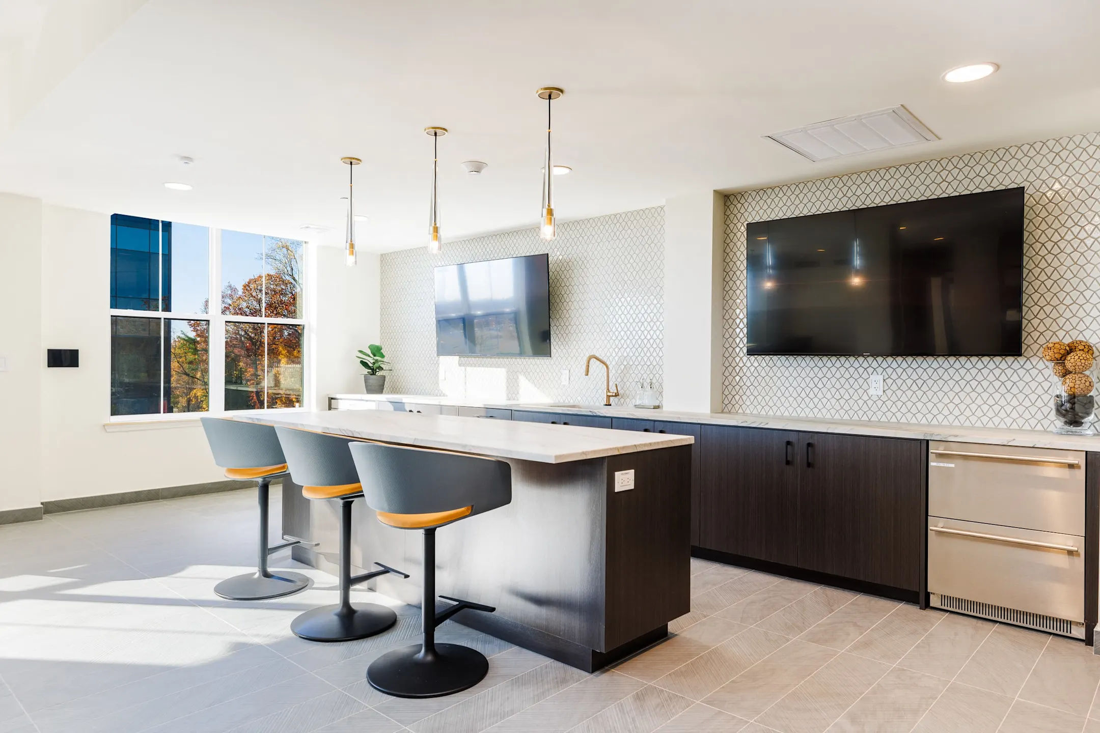 The District Apartments Montvale, NJ 07645