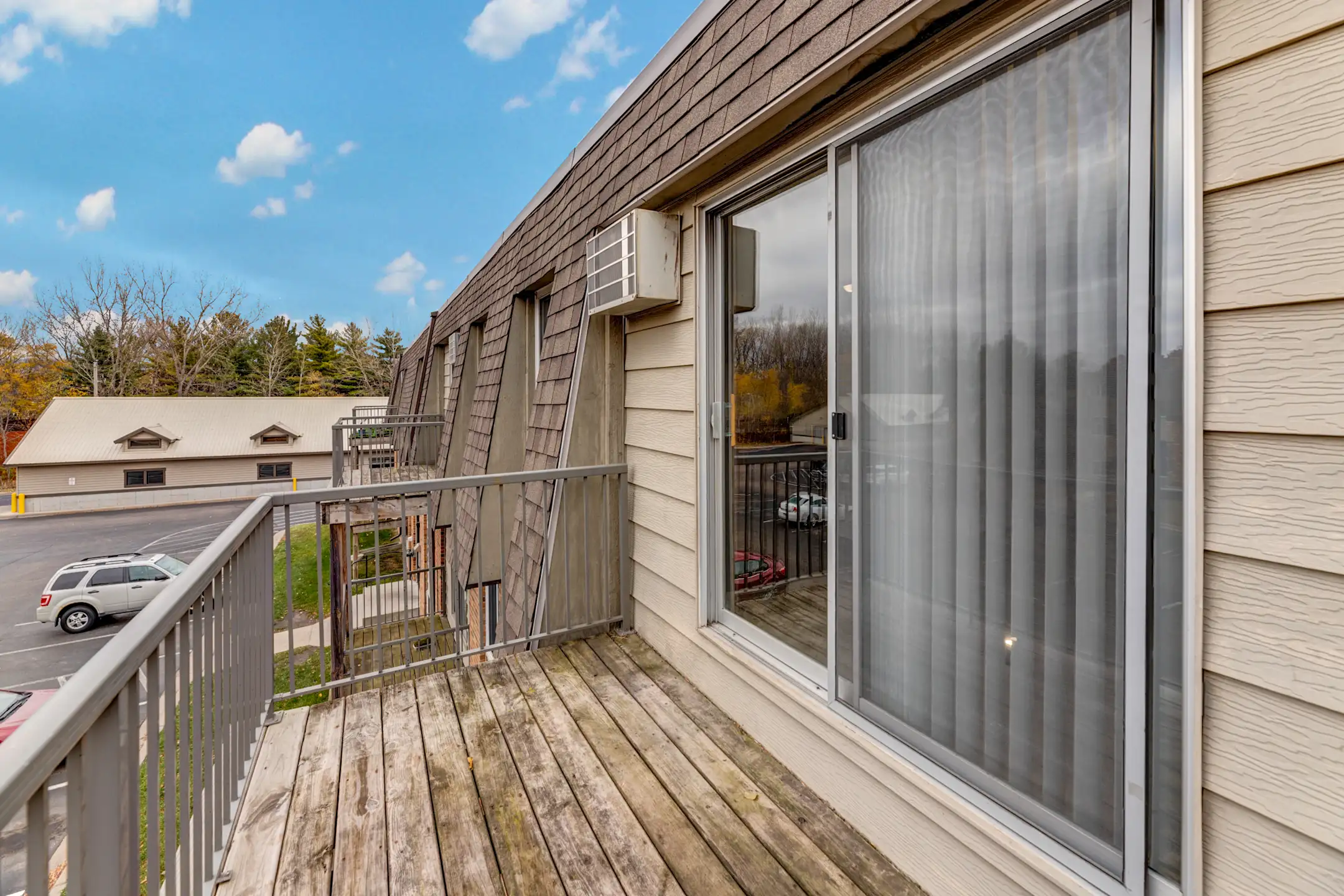 Greenfield Estates 7635 Greenfield Avenue Mounds View, MN