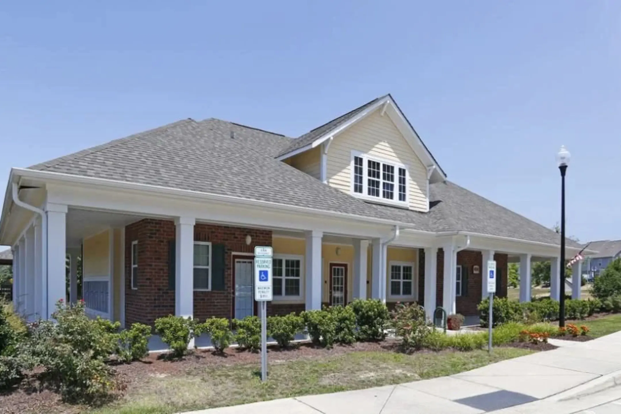 Granite Falls Apartments Apartments Rolesville, NC 27571