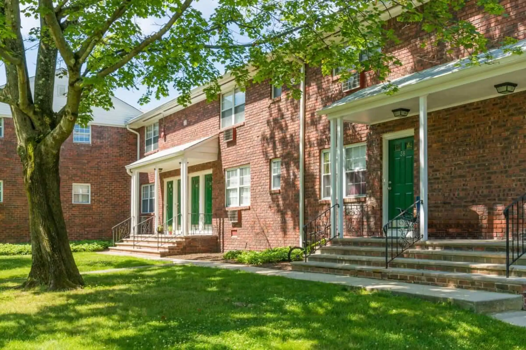 Nottingham Manor 138 Nottingham Ct Montvale, NJ Apartments for Rent Rent.