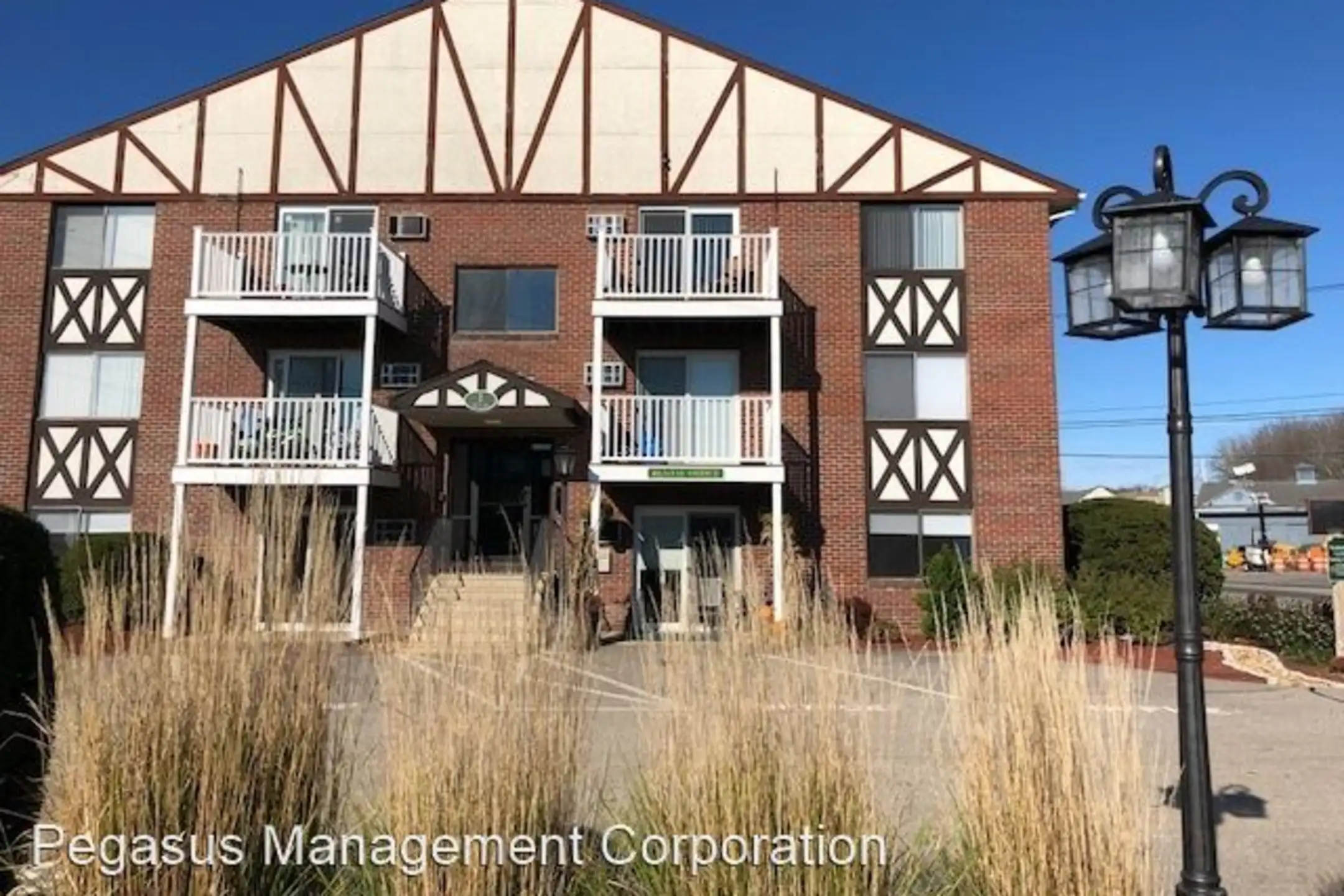 Olde Hampton Village Apartments Hampton, NH 03842