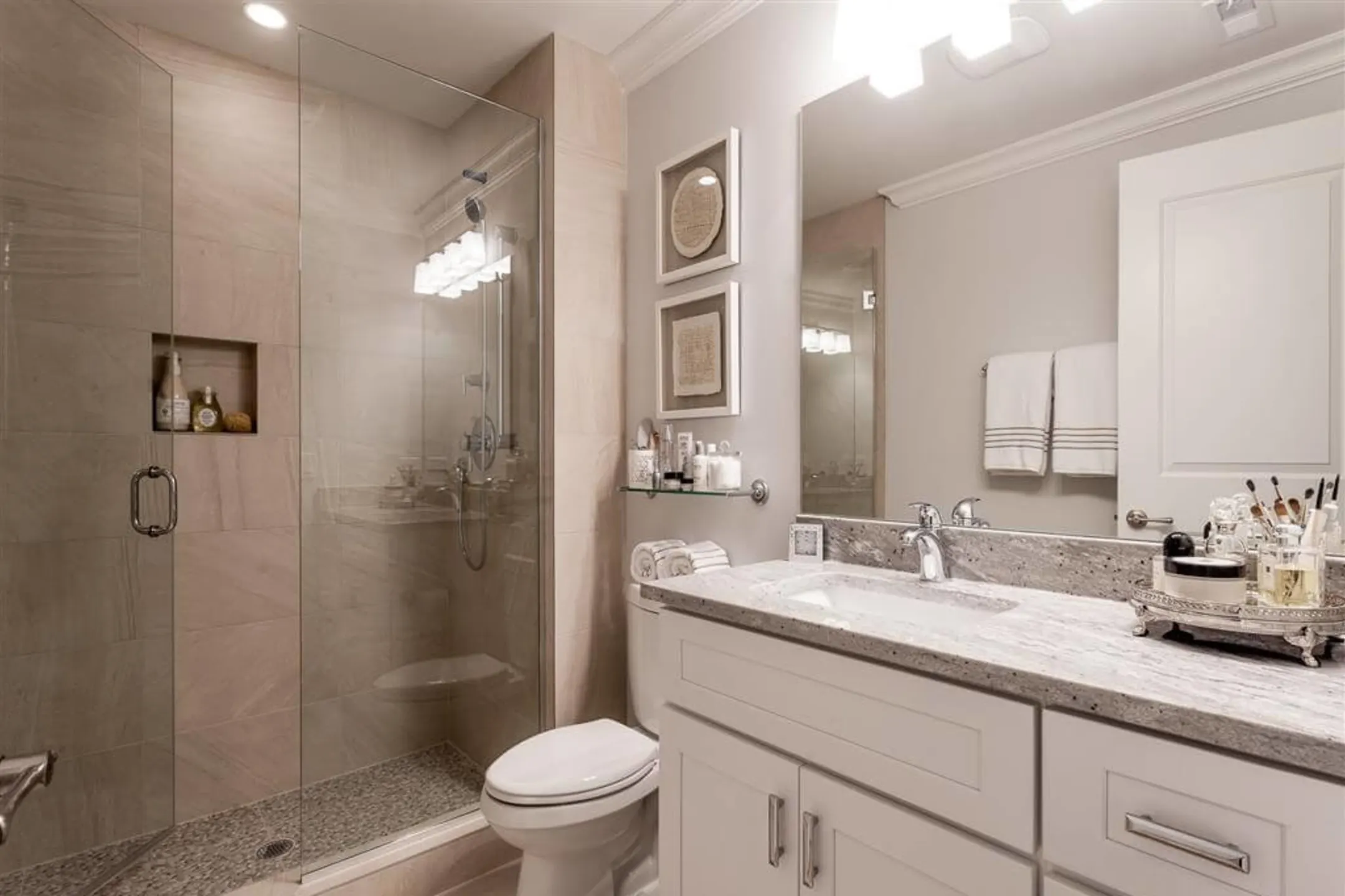 Bathroom - Wells Place Luxury Apartments - Chicago, IL