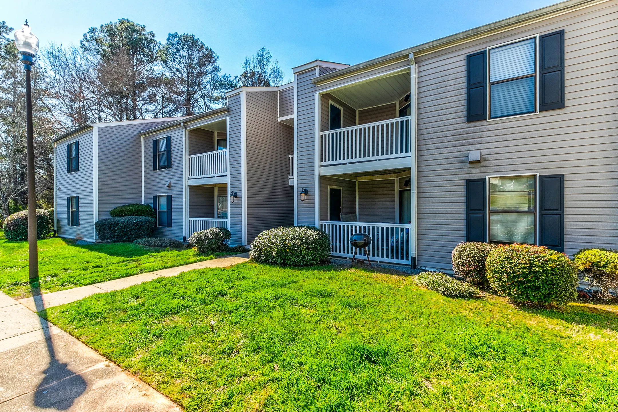 Pine Knoll 2300 Sherry Cir Milledgeville Ga Apartments For Rent