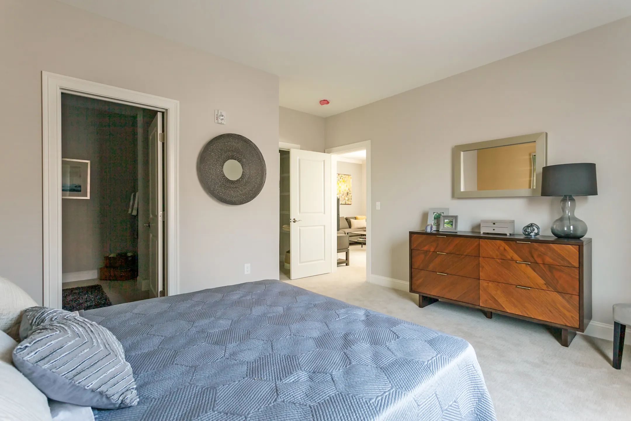 Residences at Steele Road Apartments West Hartford, CT 06117