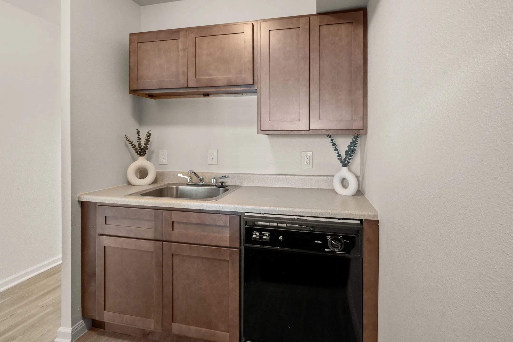 Satsuma Village 4404 Canal St Lake Charles, LA Apartments for Rent