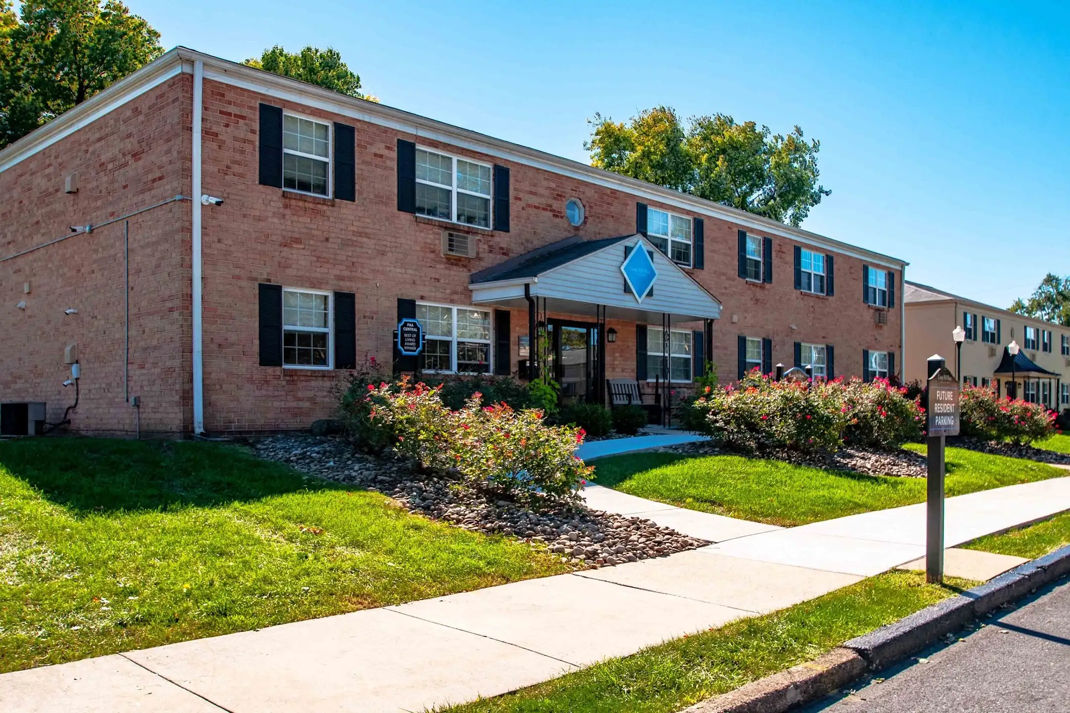 Camp Hill Plaza Apartment Homes Apartments Camp Hill, PA 17011