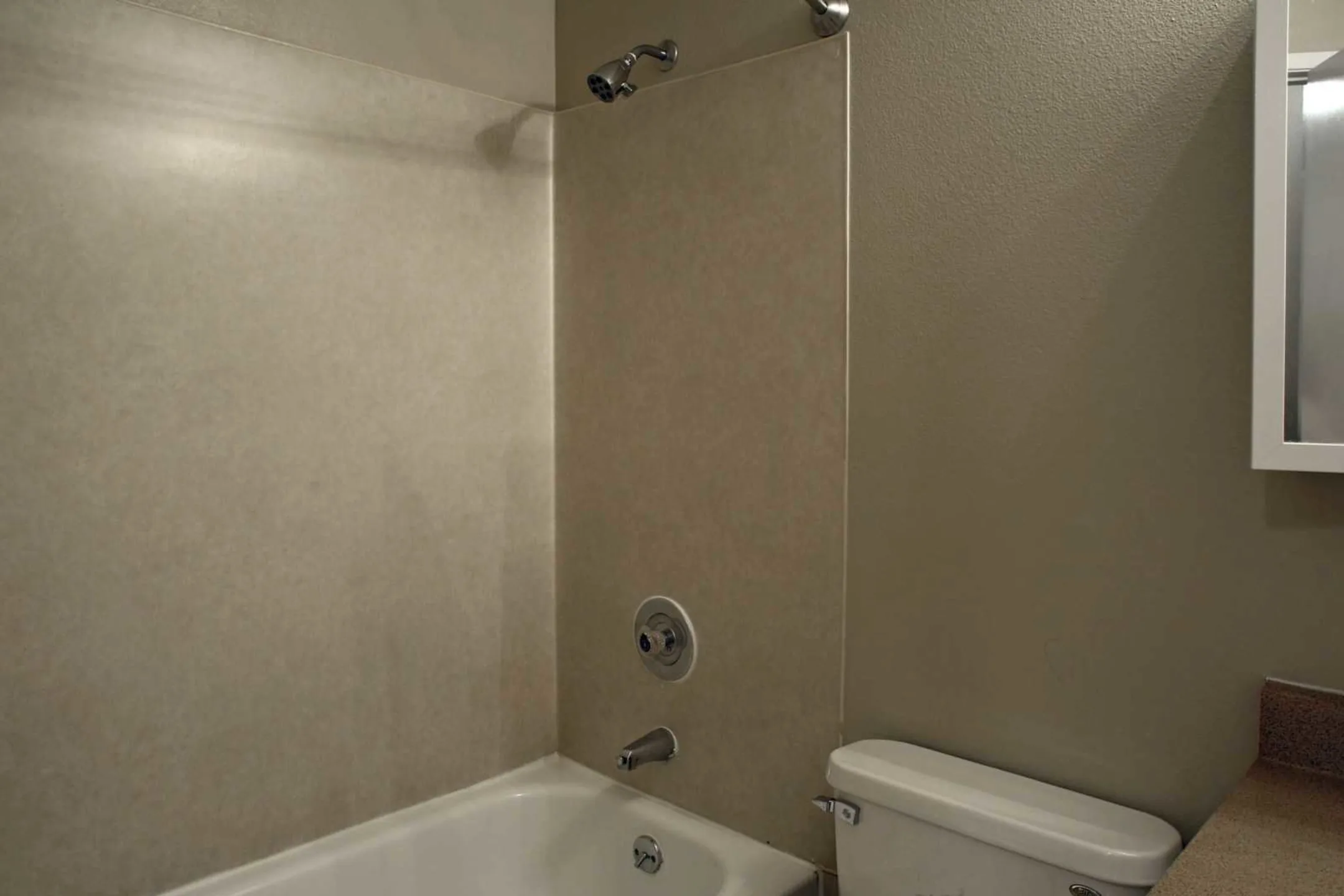 Bathroom - Copper Ridge - Renton, WA