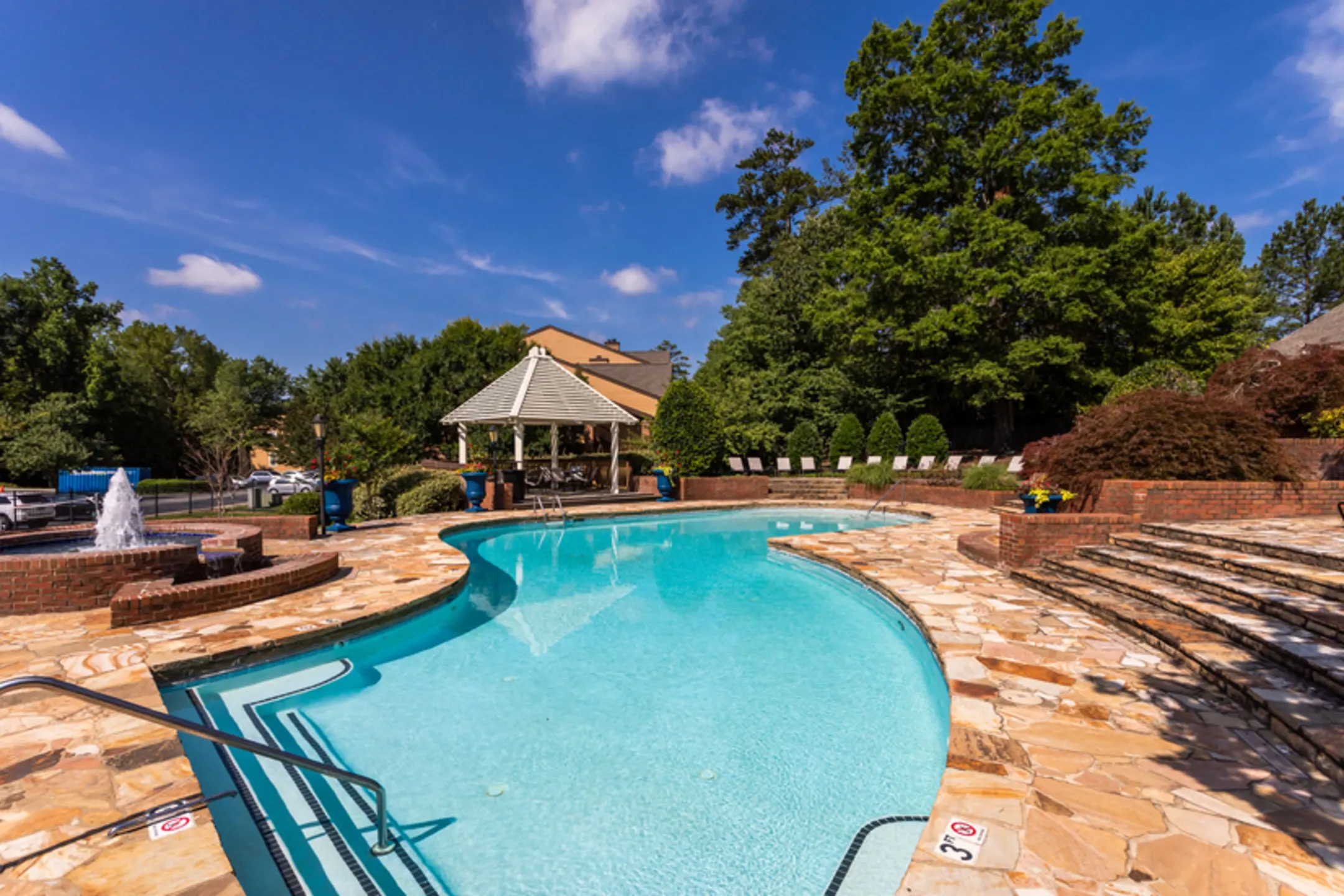 ARIUM Southpoint Apartments Durham, NC 27707