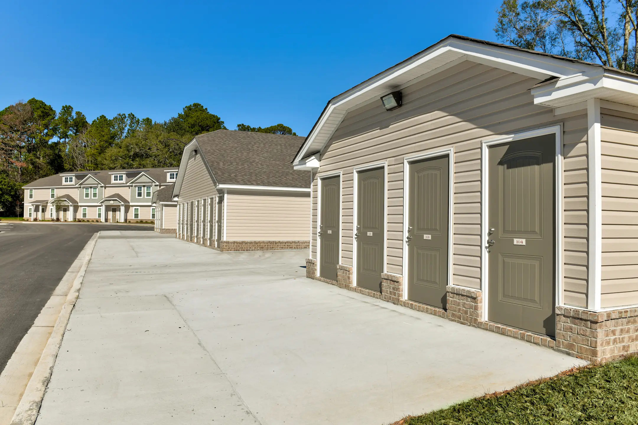 The Retreat at Henderson Lake & The Preserve at Henderson Lake 653