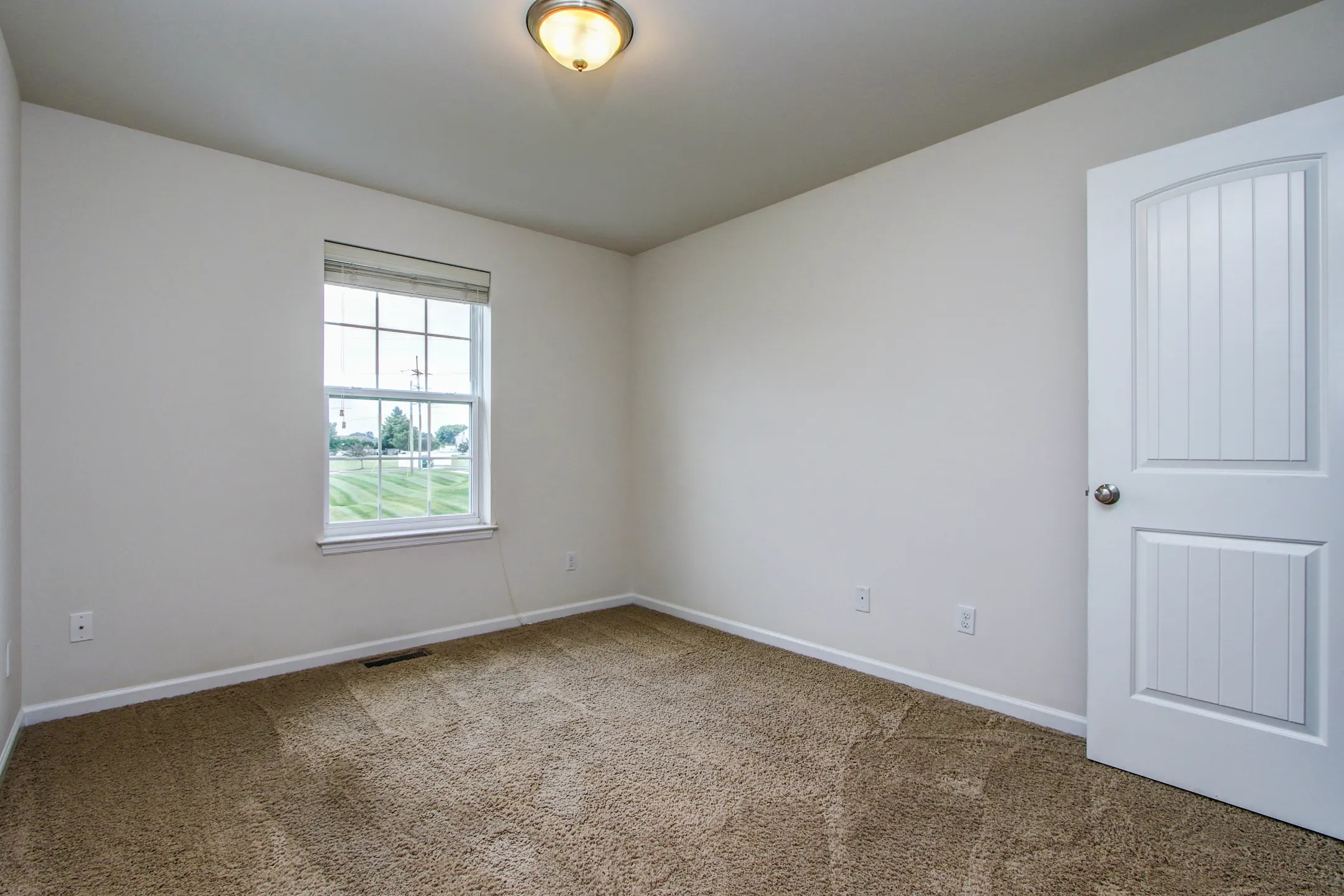 Fox Ridge Apartments and Townhomes Apartments Lebanon, PA 17042