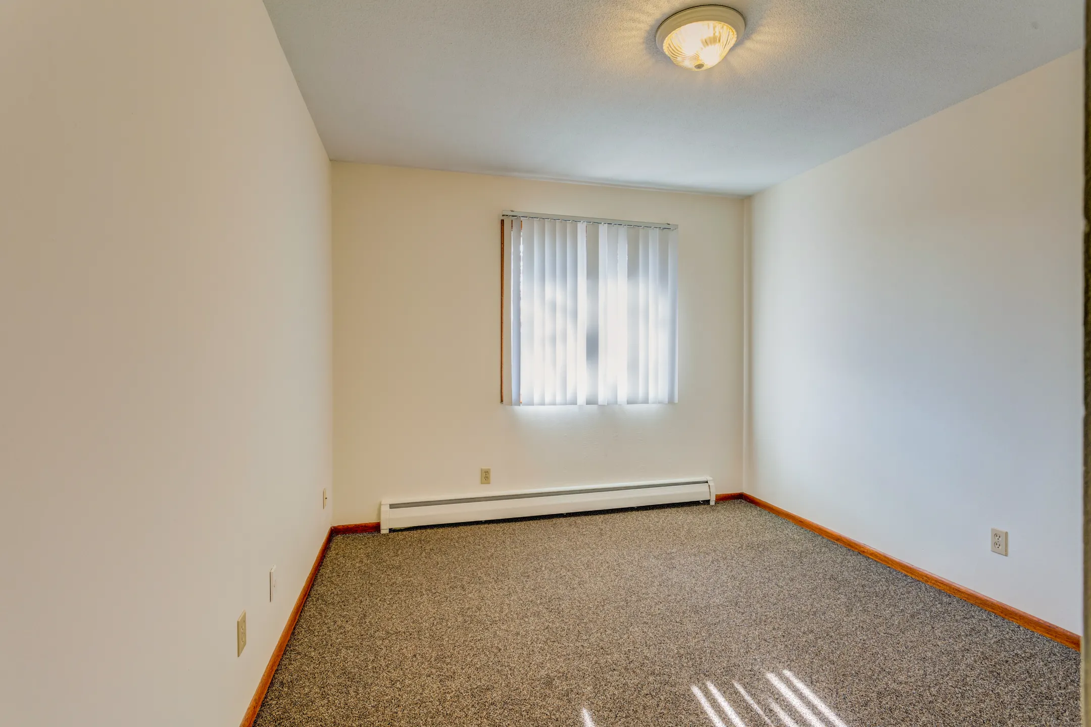 Bedroom - Penn Apartments - Bloomington, MN