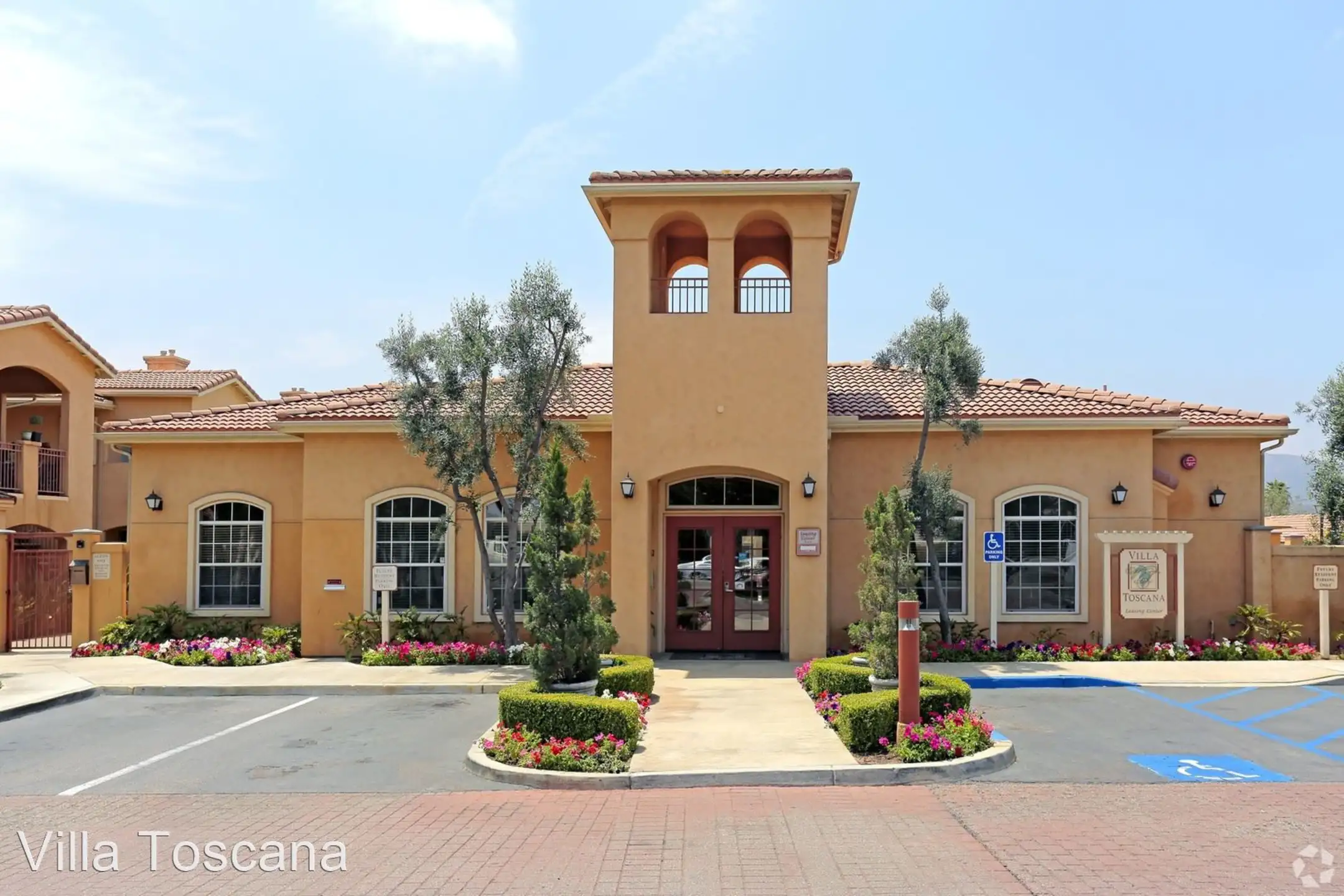 Building - Villa Toscana - El Cajon, CA
