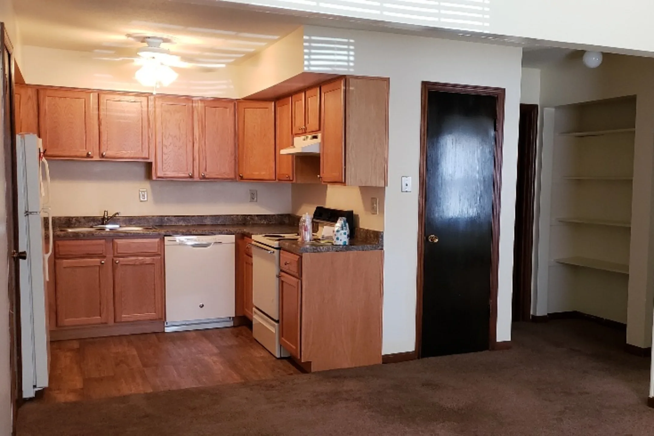 Westgate Apartments 1600 W Bradley Ave Champaign, IL Apartments for