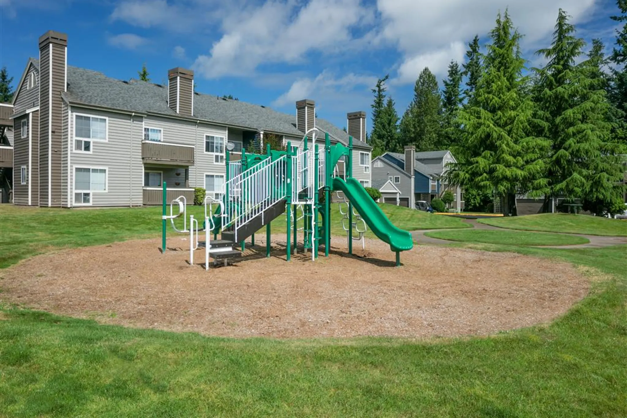 Carriages at Fairwood Downs 15030 SE 179th St Renton, WA Apartments