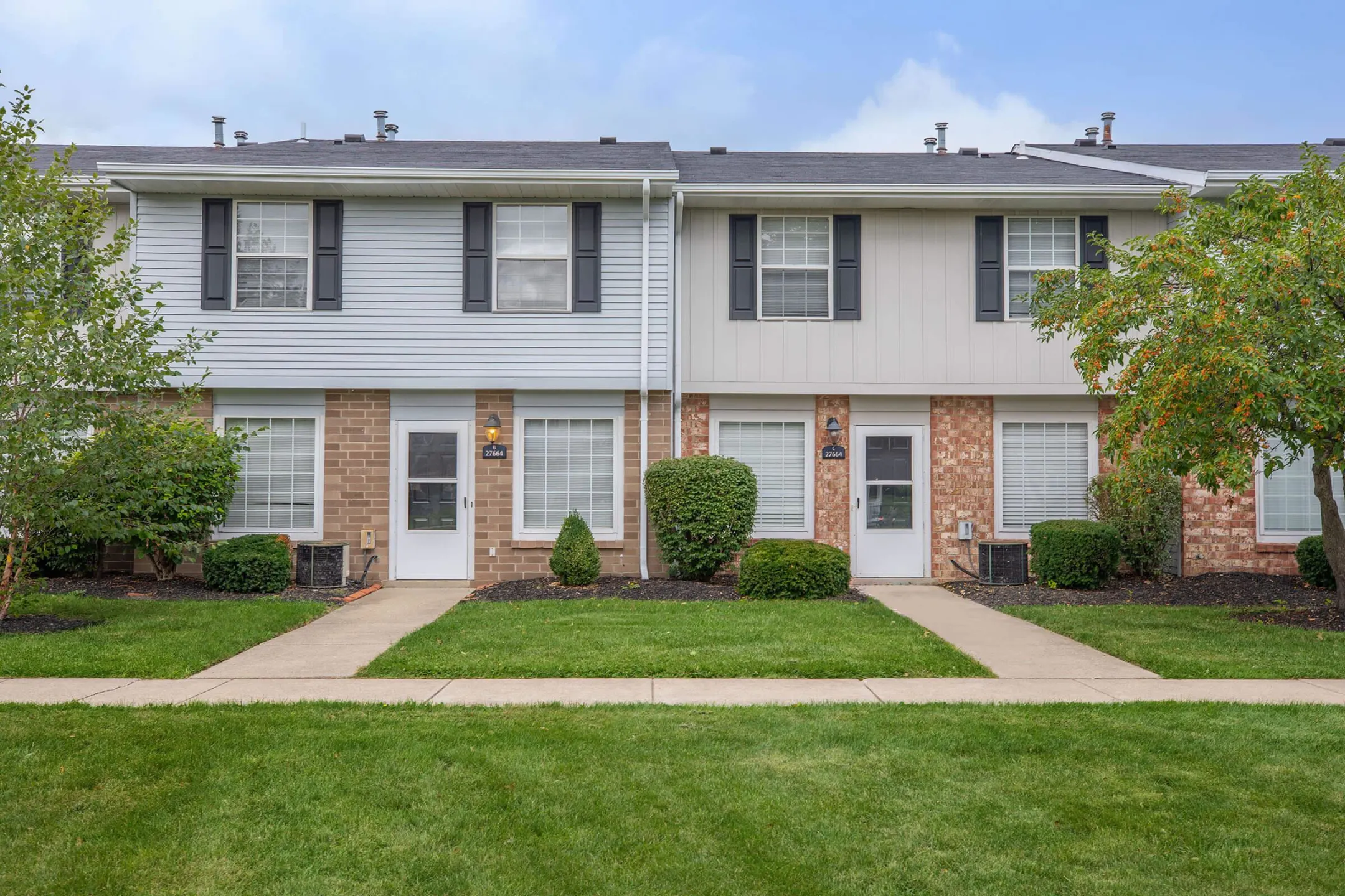 Westchester Townhomes - 27652 Westchester Pkwy | Westlake, OH ...