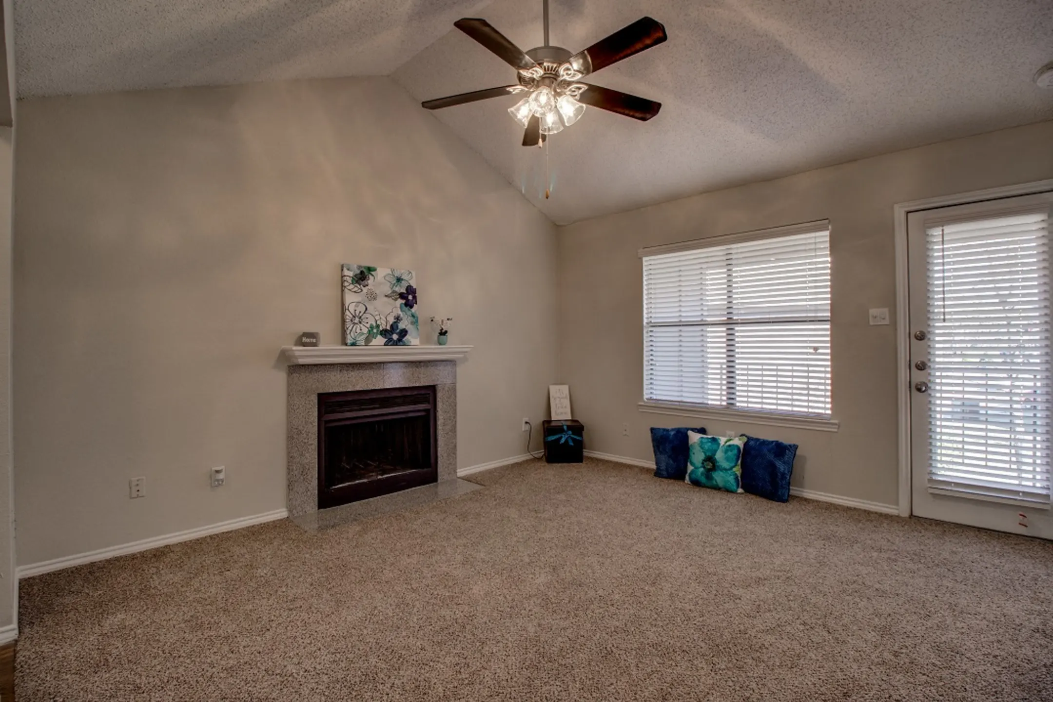 Towne Centre Village Apartments - Mesquite, TX 75150