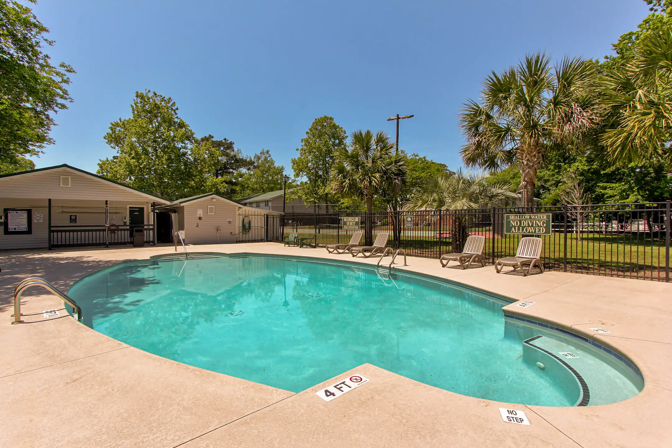 Riverwood Apartments 1053 Rifle Range Rd Mount Pleasant, SC