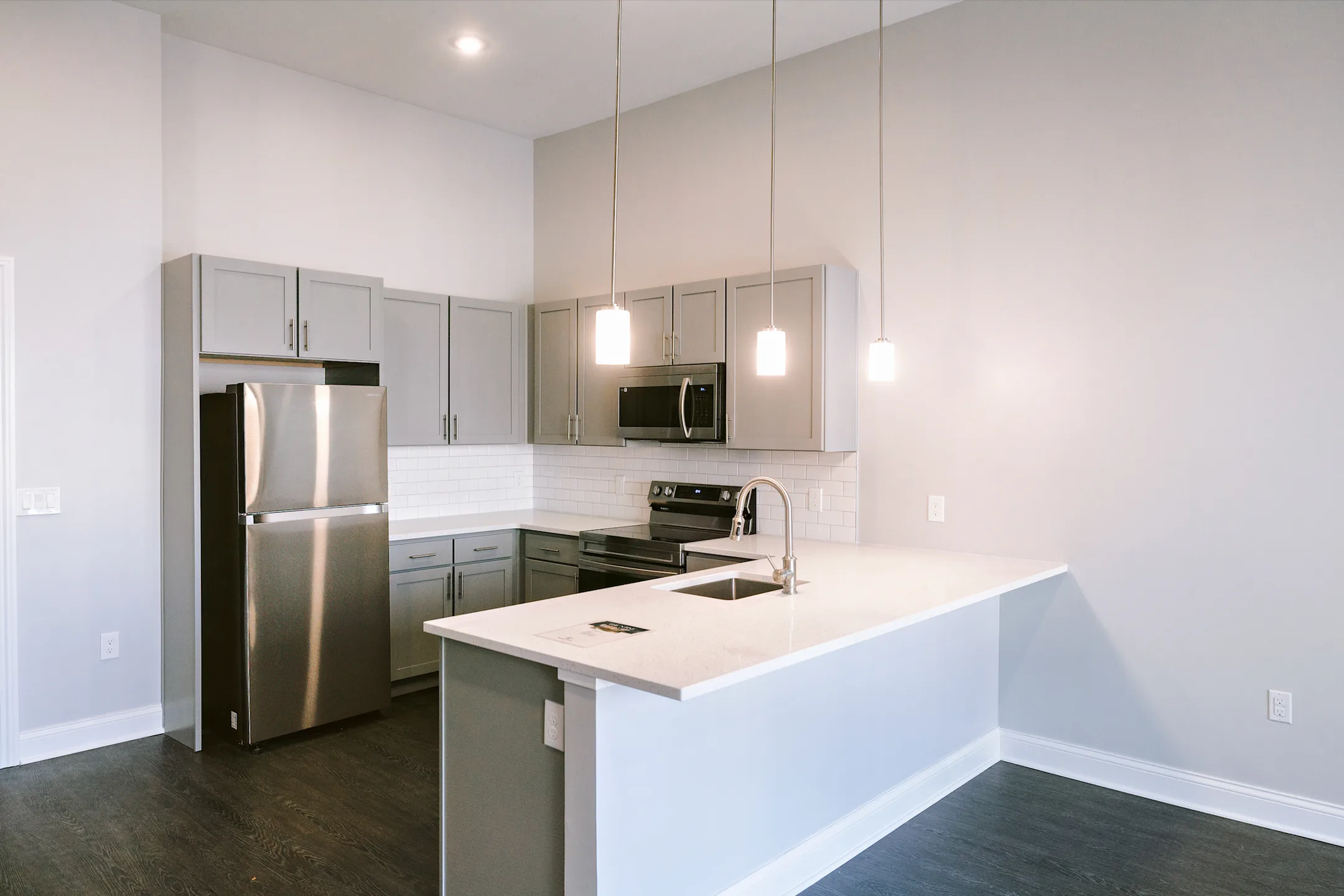 Kitchen - Topiary Park Crossing - Columbus, OH