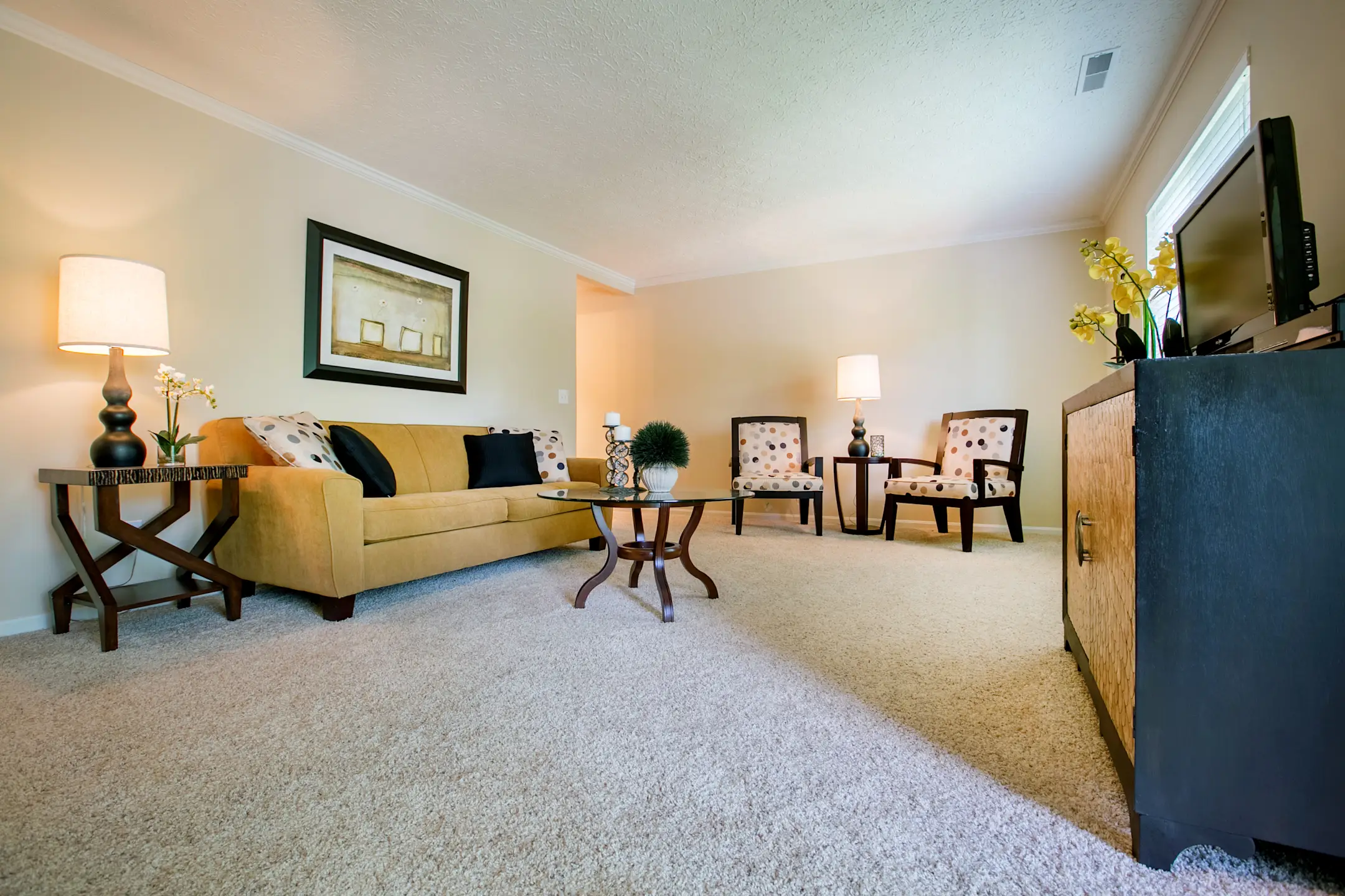 Living Room - Olde Montgomery - Cincinnati, OH