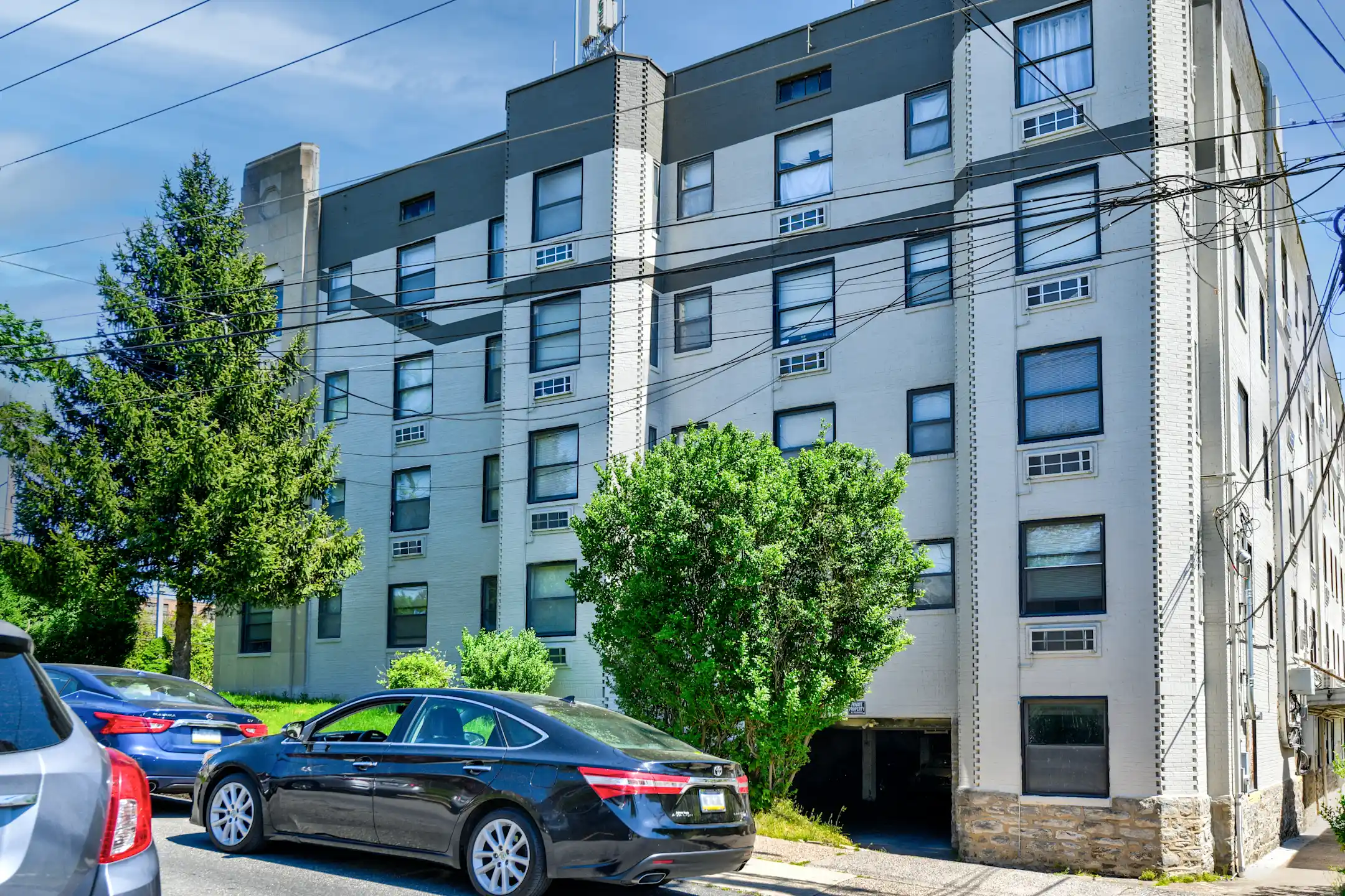 The Waylin Manor Apartments Lansdowne, PA 19050