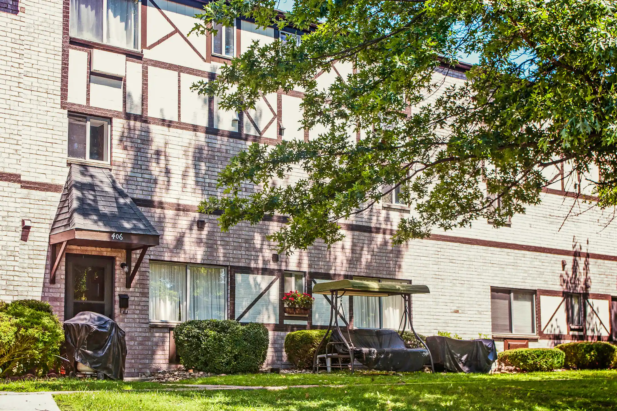 Stonehenge Apartments Apartments Natrona Heights, PA 15065