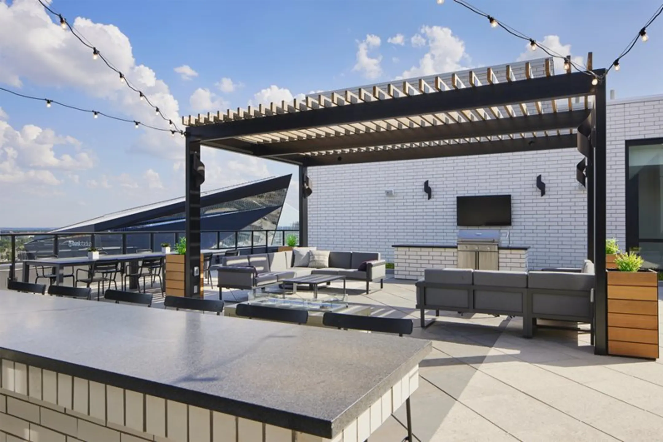 240 Park Avenue Apartments Minneapolis, MN 55401