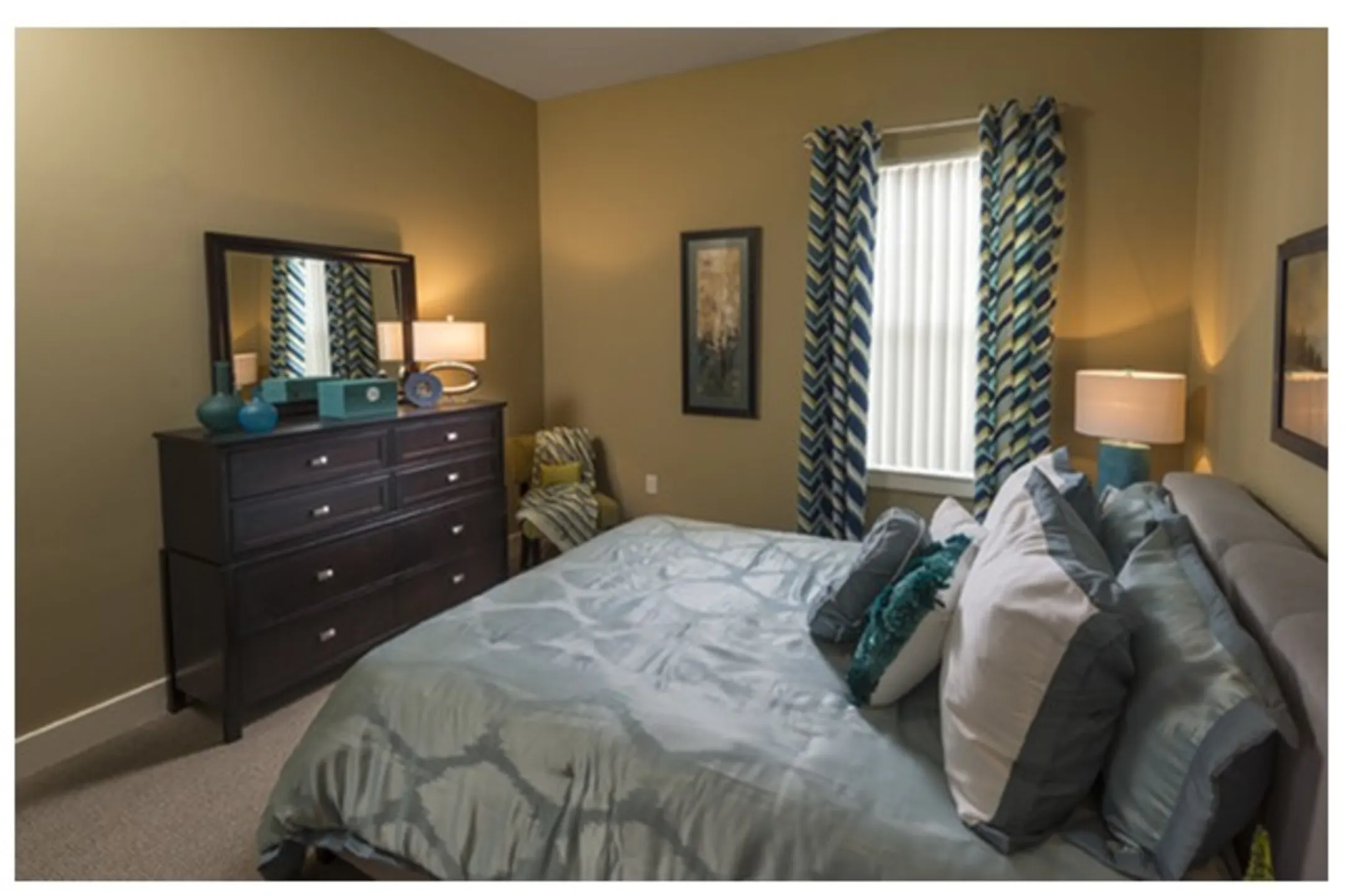 Gateway at Carteret 101 Roosevelt Ave Carteret, NJ Apartments for