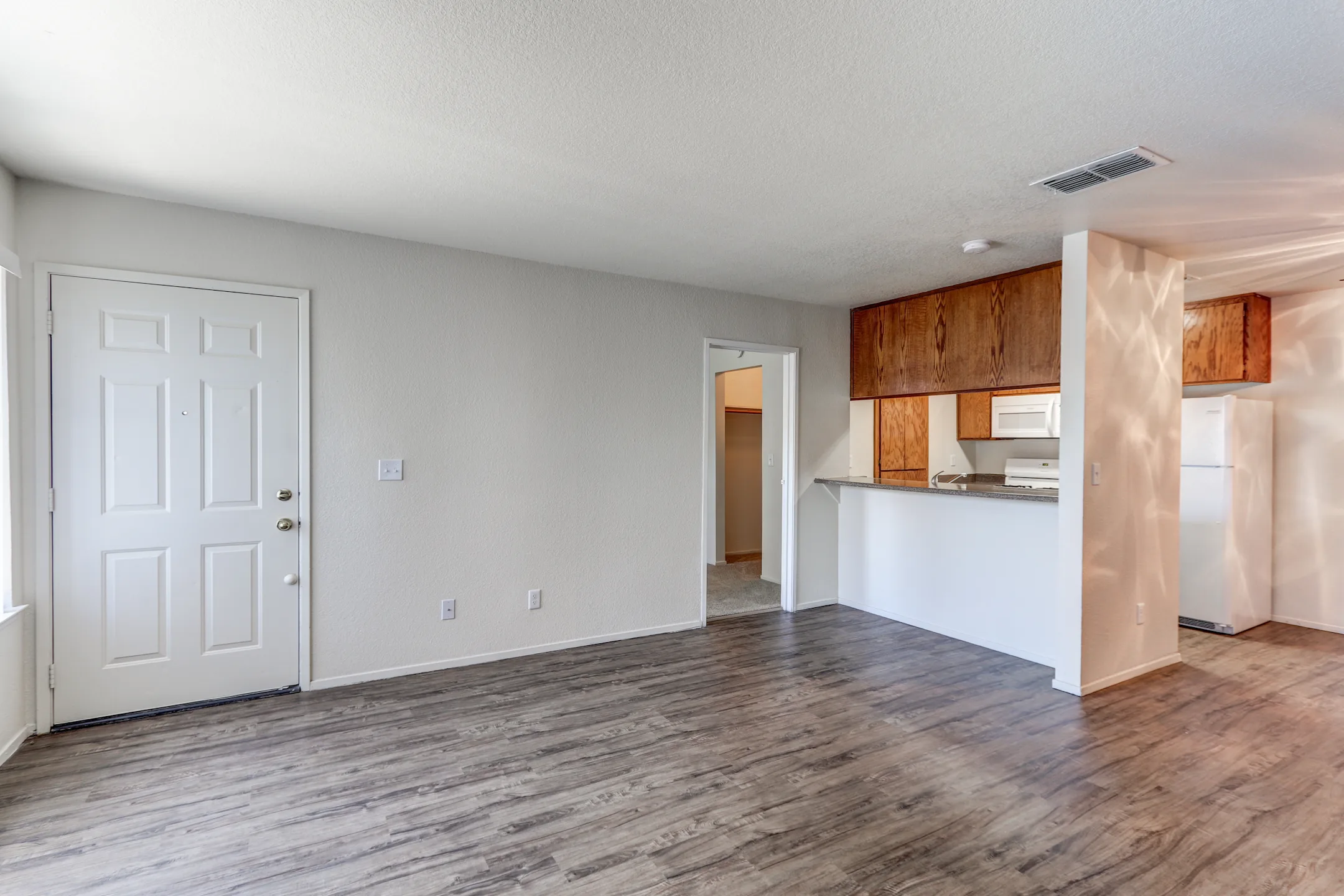 Lakeshore Meadows Apartments Lodi, CA 95242