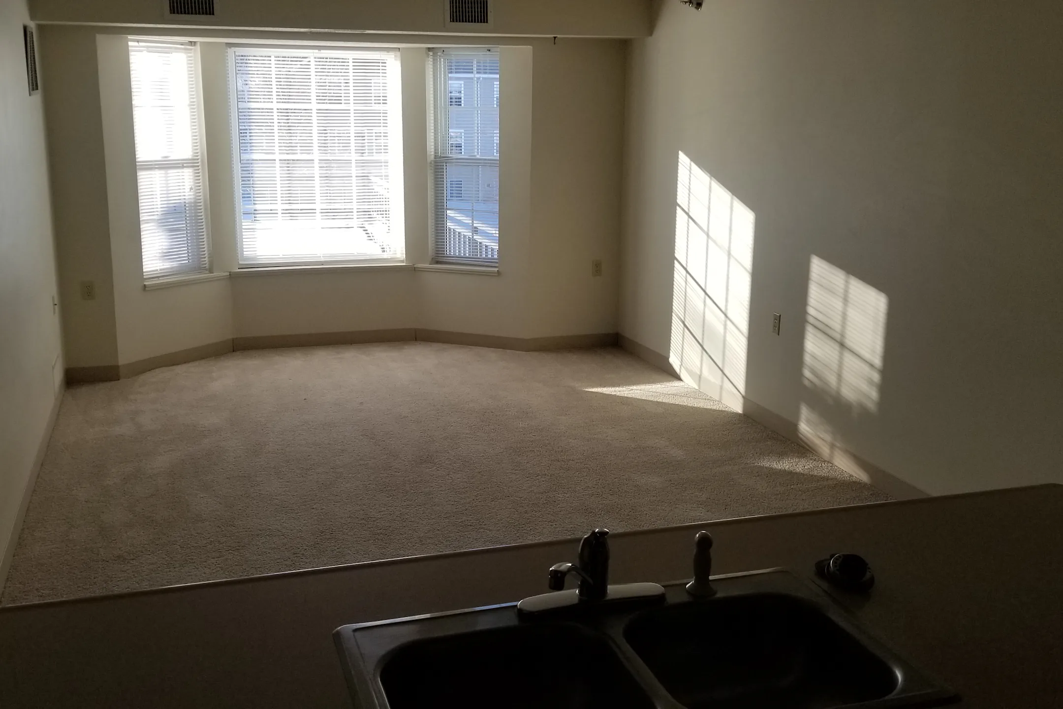 Park Manor & Village Apartments Apartments Devils Lake, ND 58301