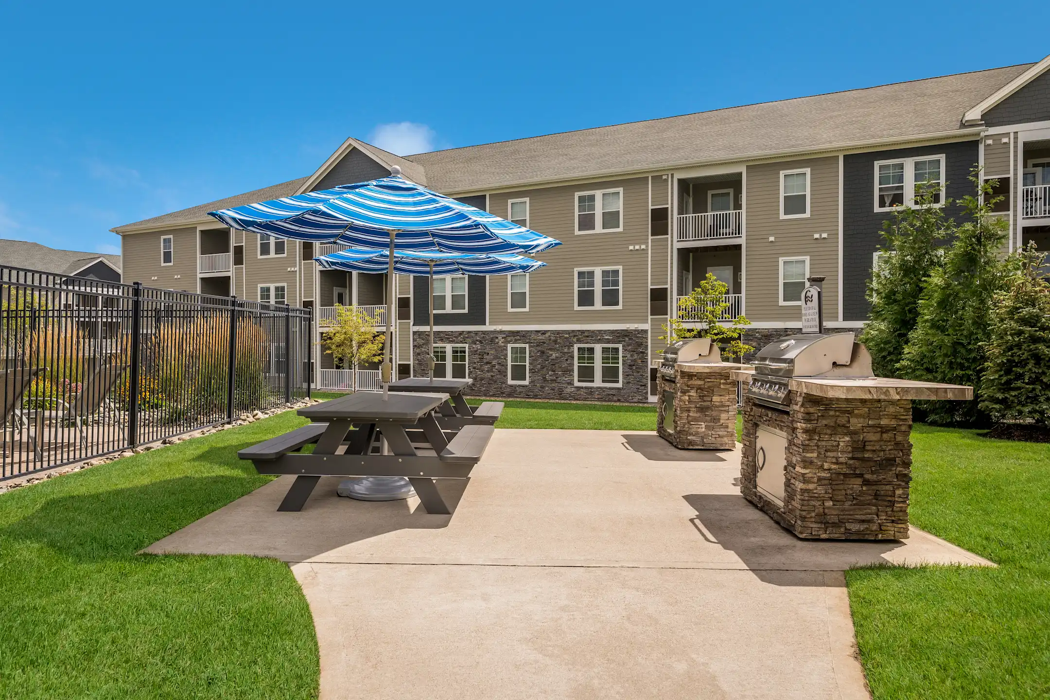 Oasis At Plainville Apartments Plainville, MA 02762