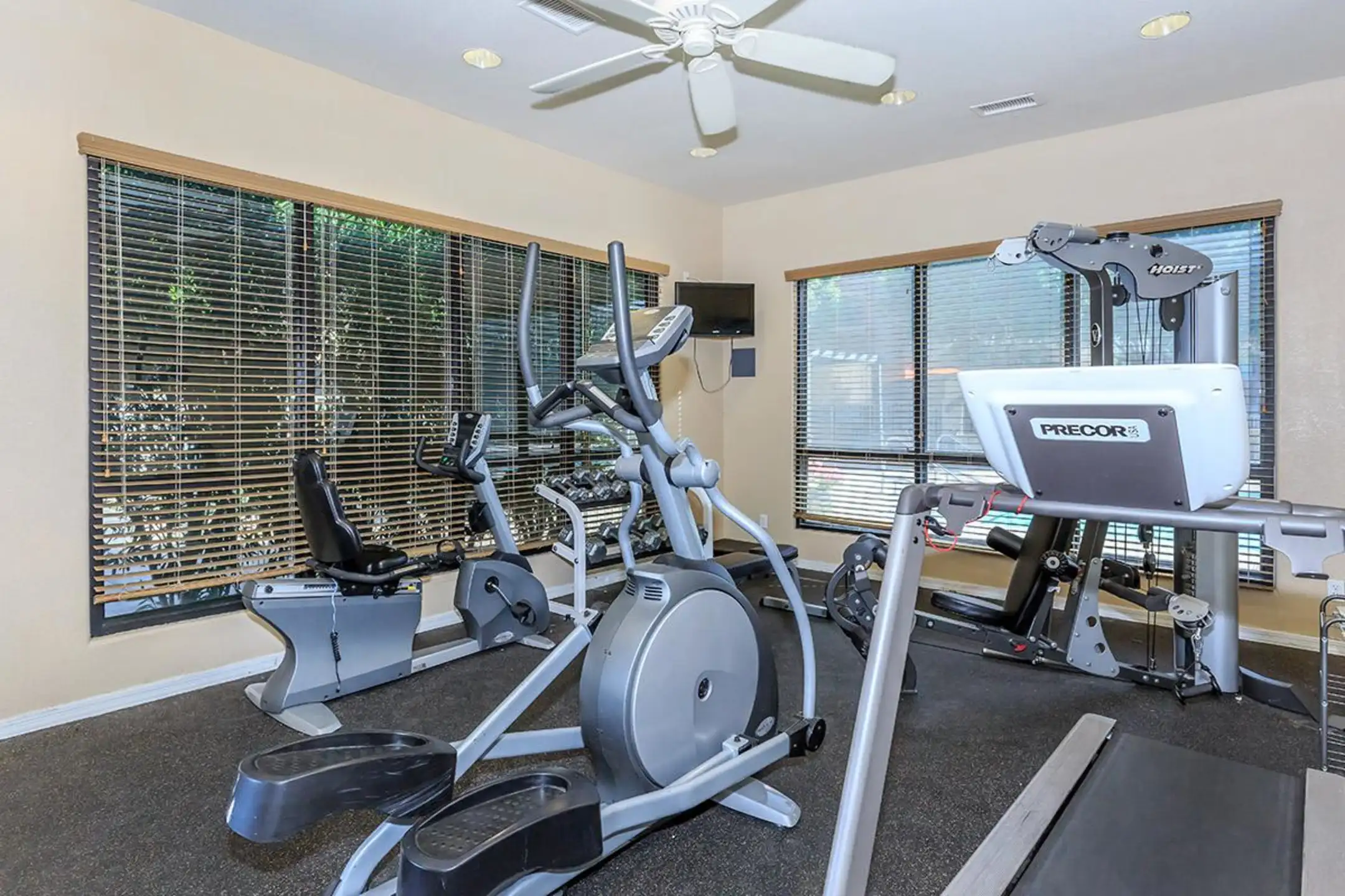 Fitness Weight Room - Sereno Townhomes - Glendale, AZ