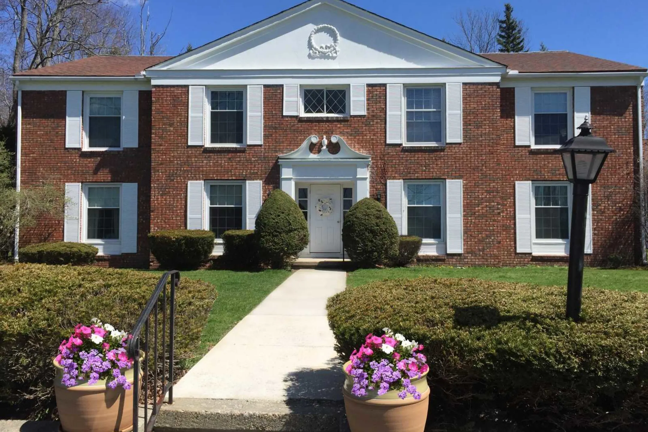 Woodruff Court 33 Woodruff Ln Litchfield, CT Apartments for Rent