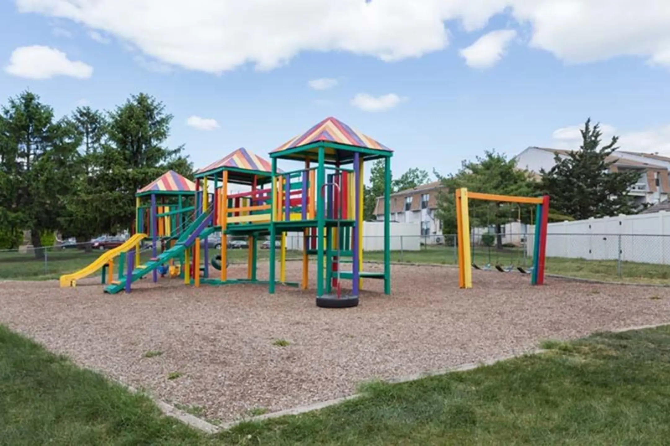 Durham Woods at Edison Apartments Edison, NJ 08817