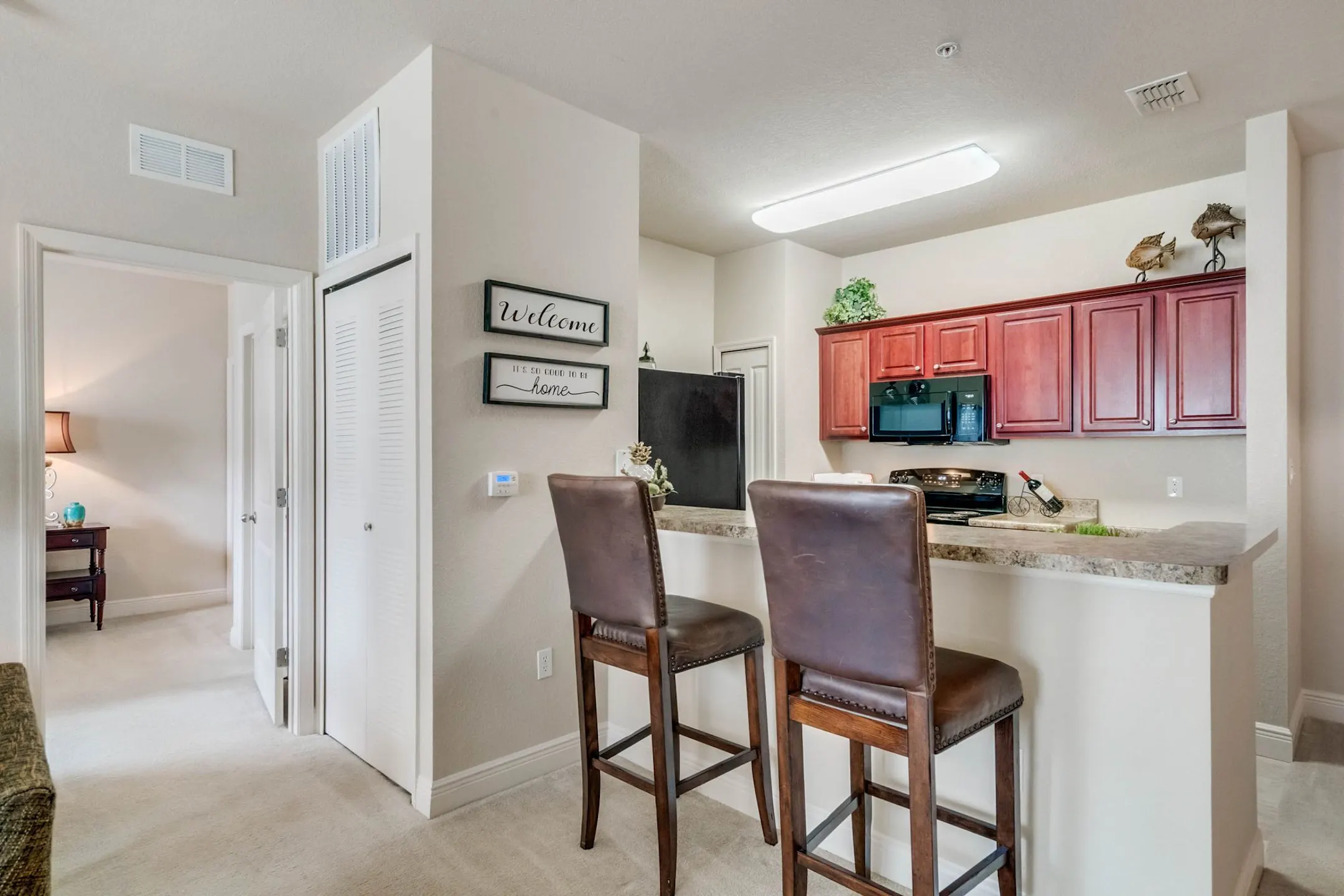 Victoria Park Apartment Apartments - Davenport, FL 33896