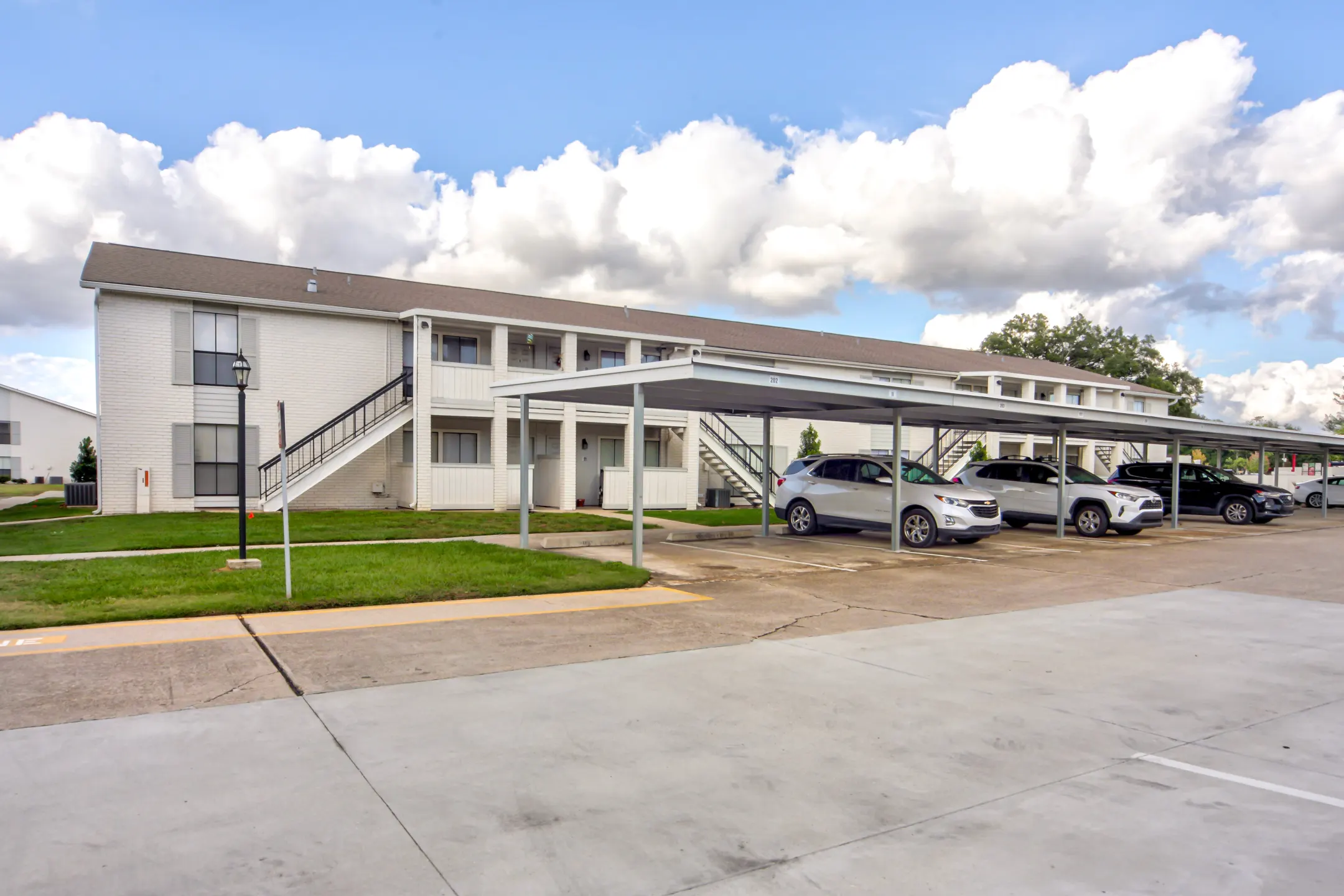 Bayou Shadows Apartments Lafayette, LA 70506