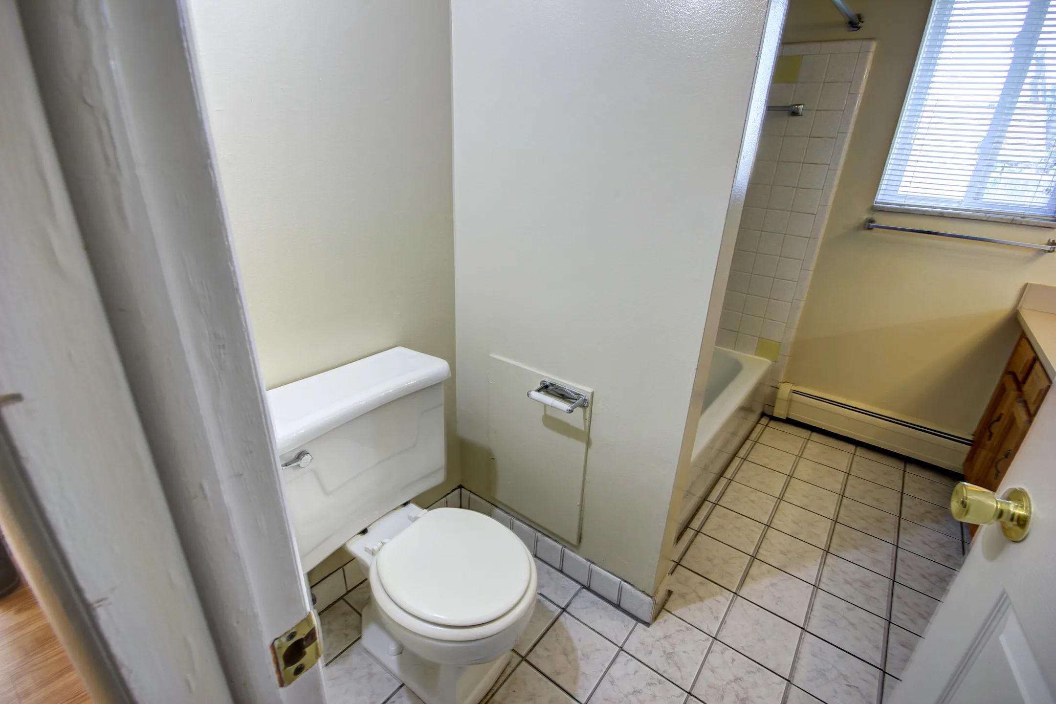 Fairfield Arms Apartments Apartments Livonia, MI 48154