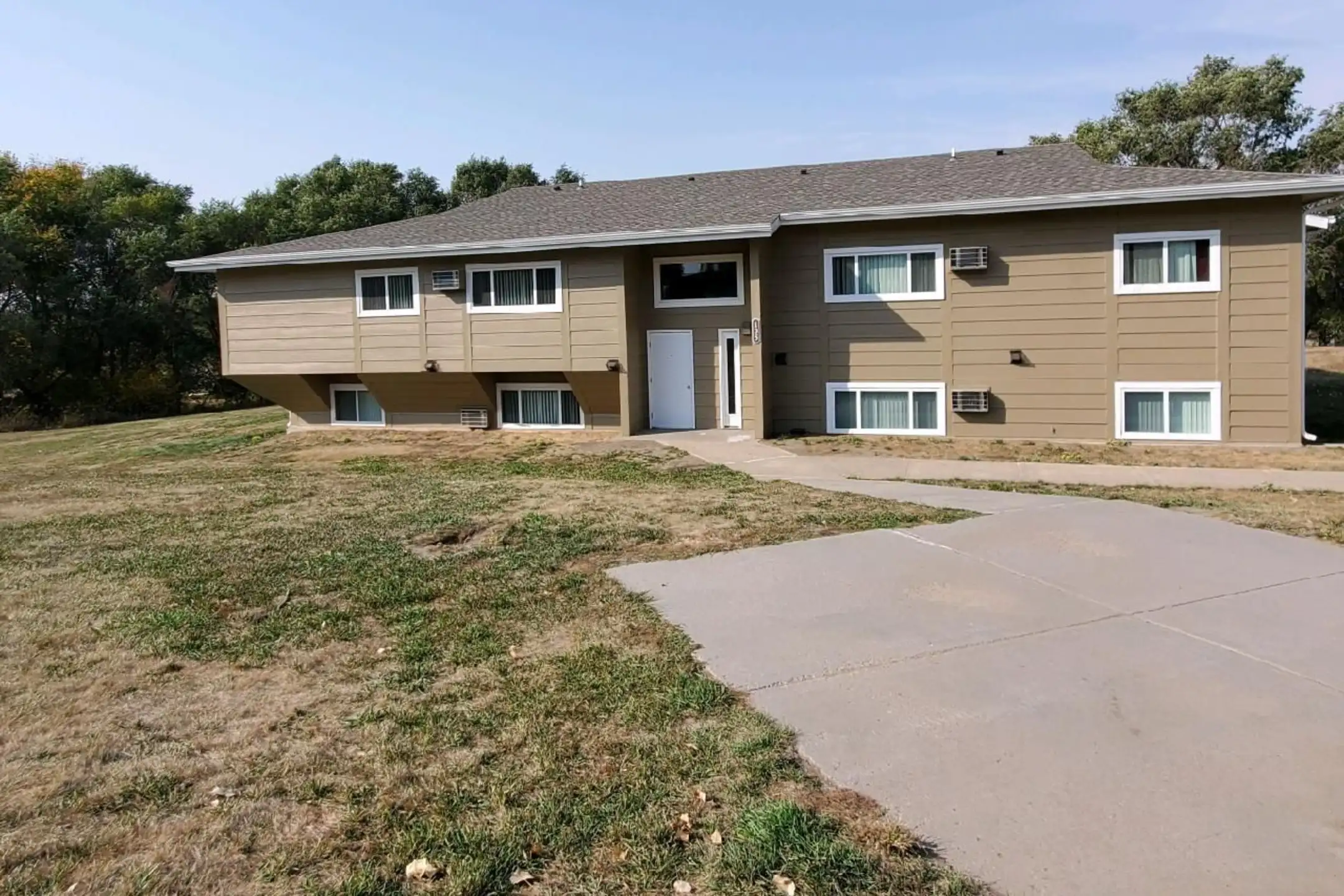 River Buttes Apartments Chamberlain, SD 57325
