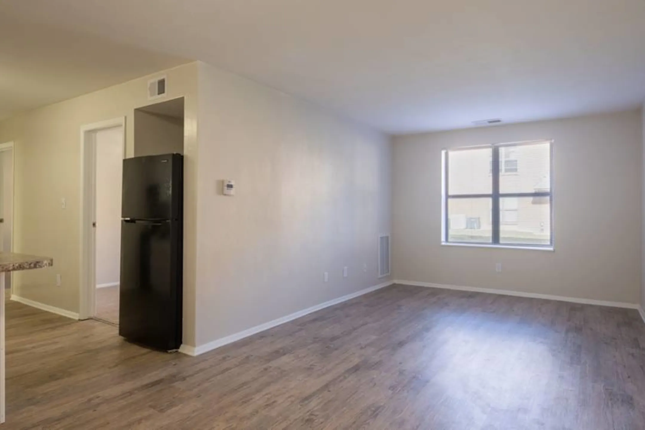 Green Tree Apartments 749 Green Tree Cir Chesapeake, VA Apartments