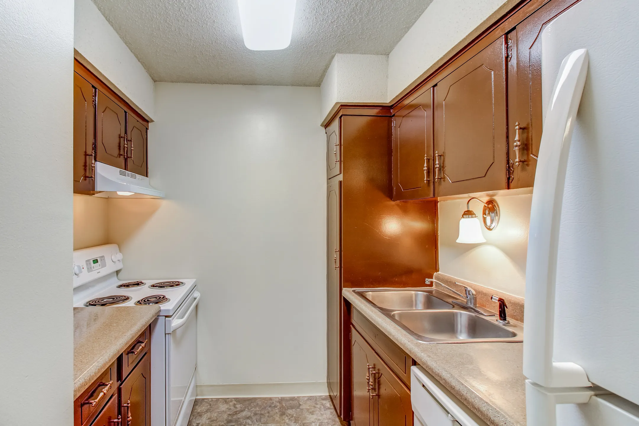 El Chaparral Apartments Riverside Mo