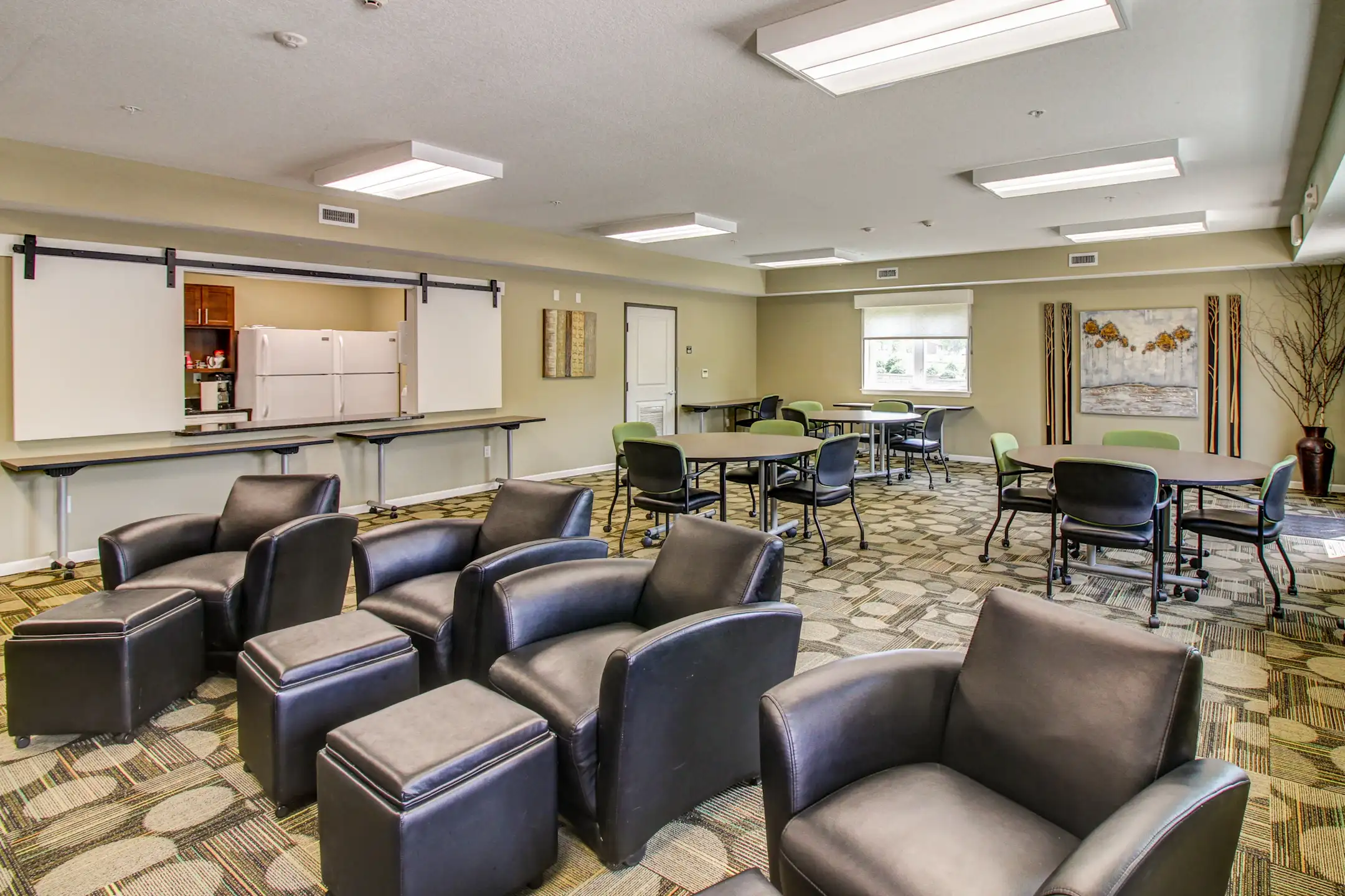 Altoona Towers Apartments Altoona, IA 50009