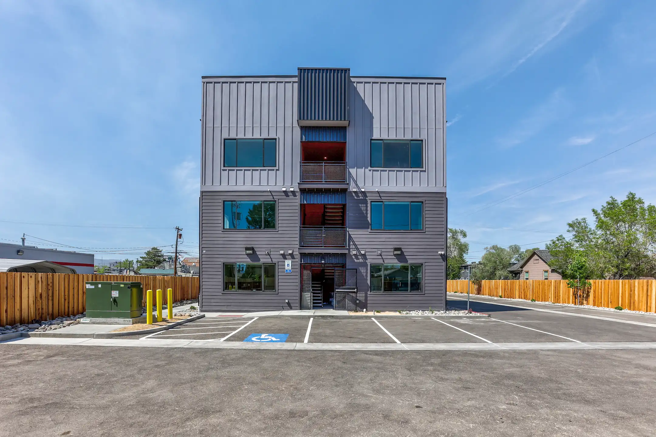 320 Grand Canyon Apartments Reno, NV 89502