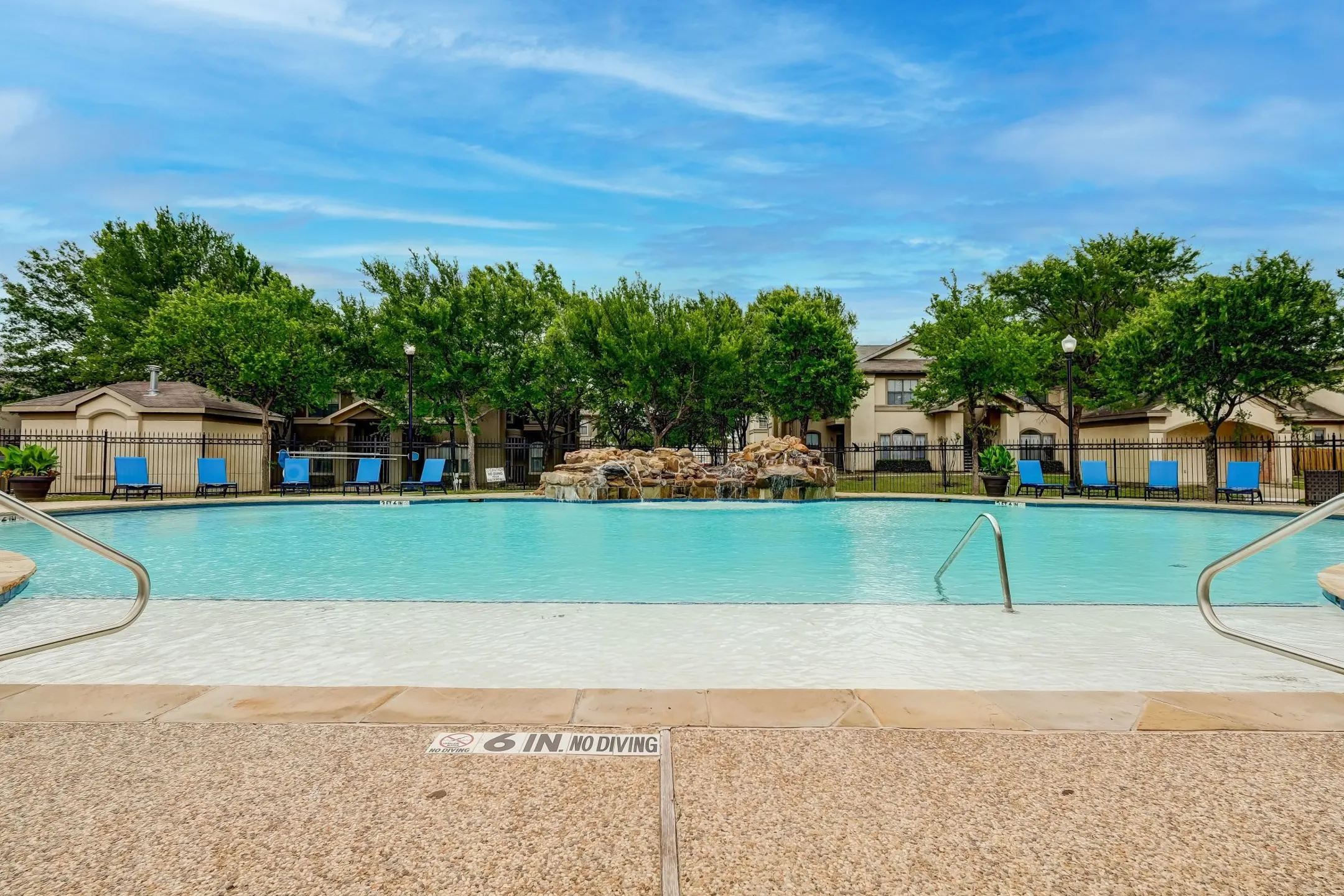 Pool - Legacy Of Cedar Hill - Cedar Hill, TX