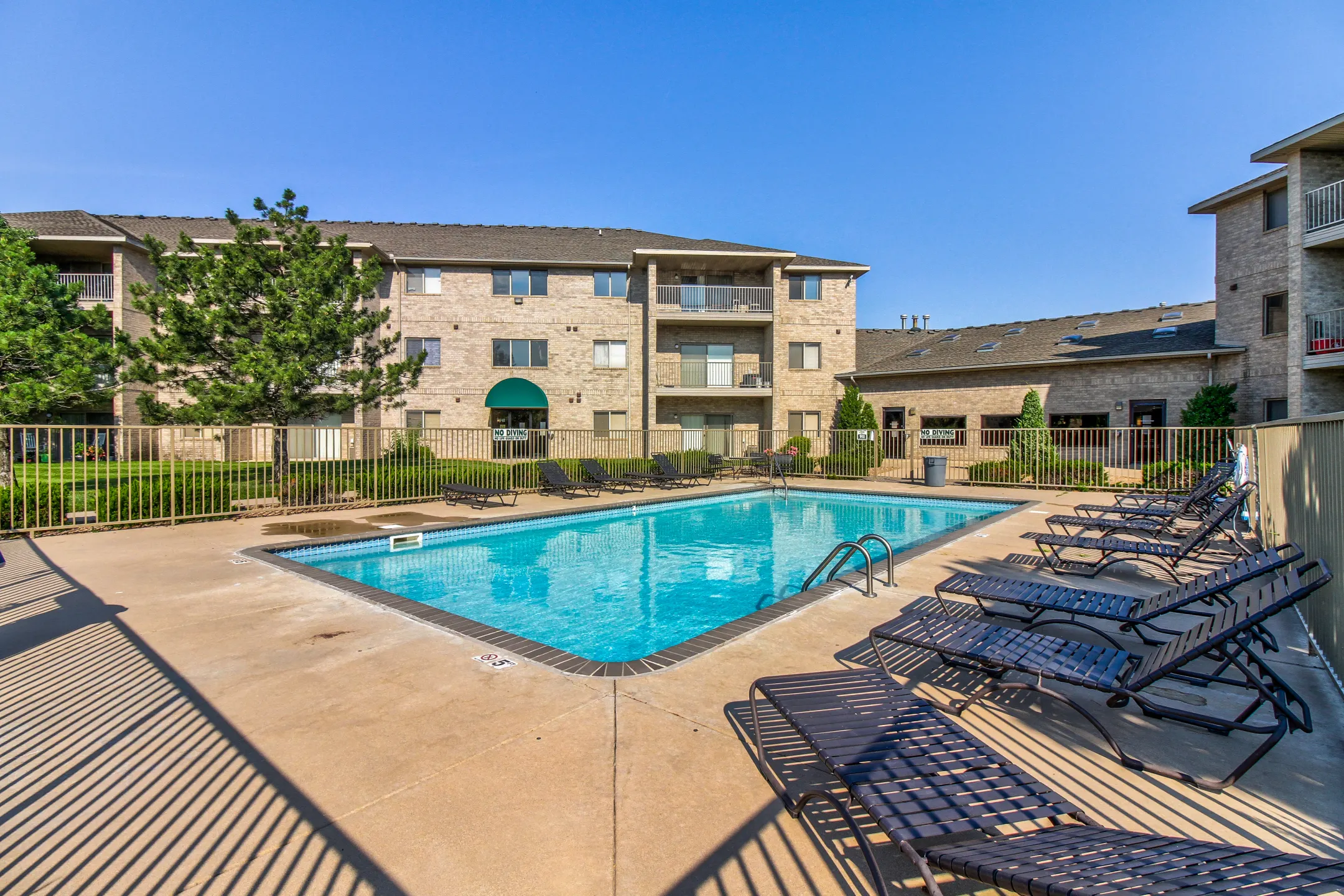 Pool - East Hampton Estates - Wichita, KS